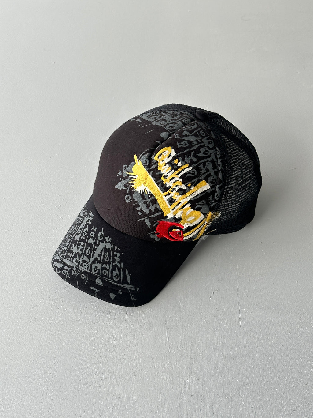 Quiksilver Foam and Mesh Y2K Vintage SnapBack Trucker Cap