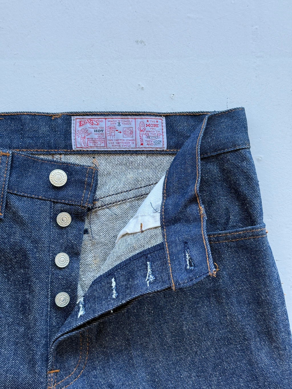 Blue Levi's 501 Denim Straight Leg 80's Vintage Jeans - 30” x 35”