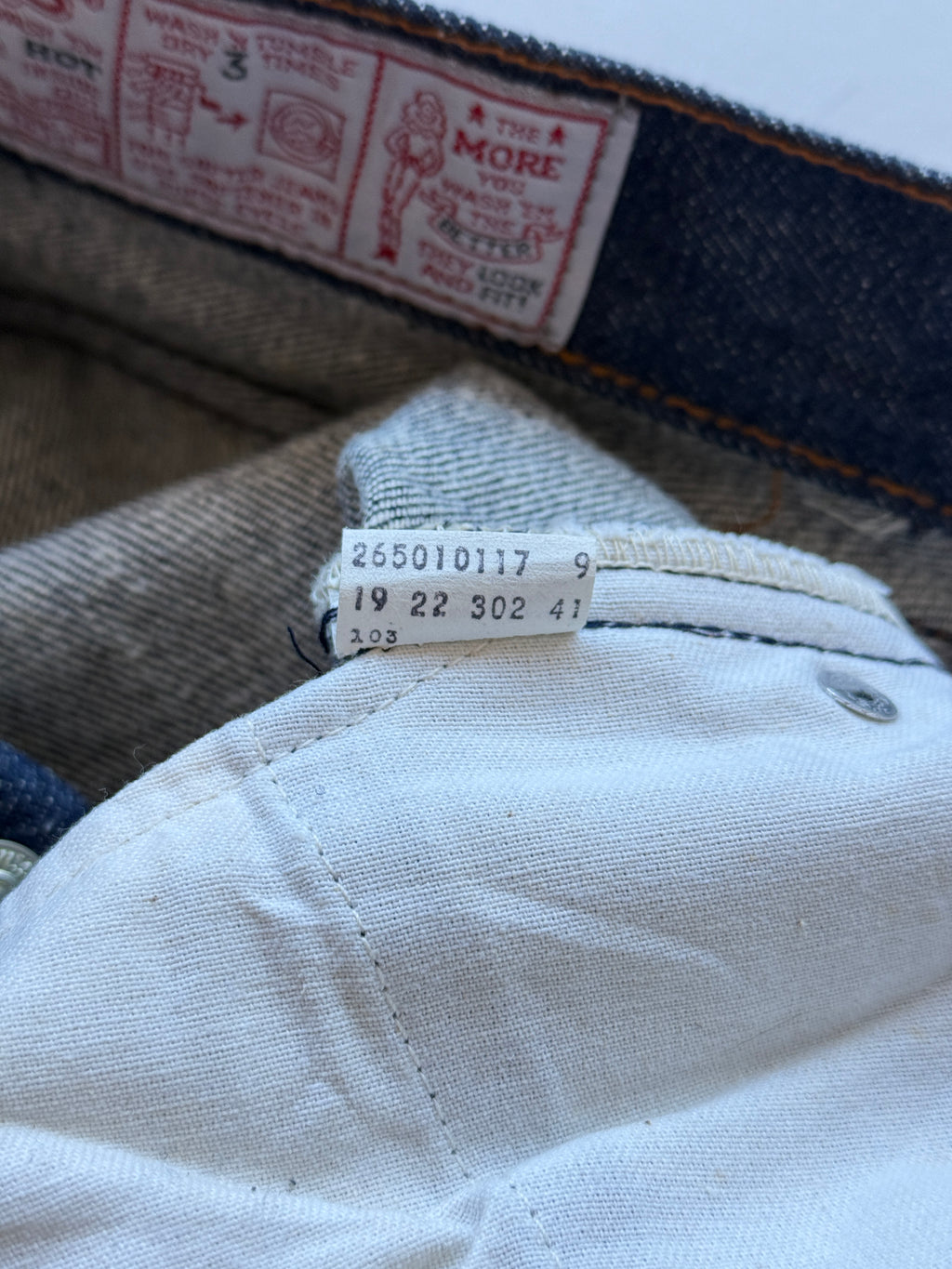 Blue Levi's 501 Denim Straight Leg 80's Vintage Jeans - 30” x 35”