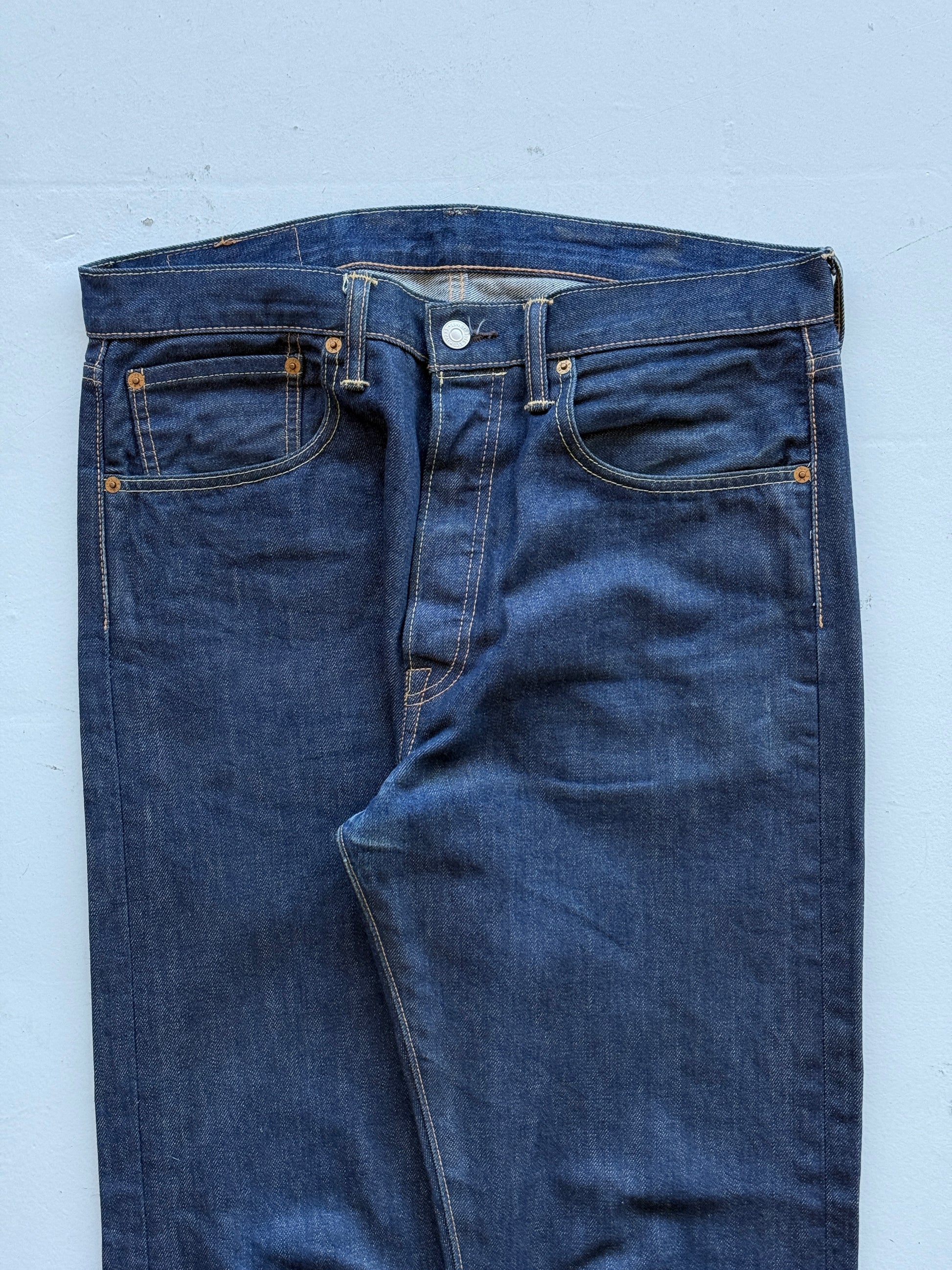Blue Levi's 501 Denim Straight Leg 00's Vintage Jeans - 34” x 31”