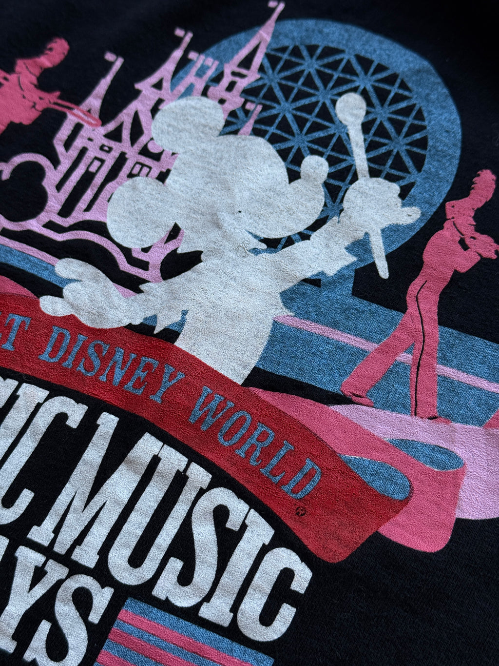 Black Disney Music Vintage 90's Graphic T-shirt - XL