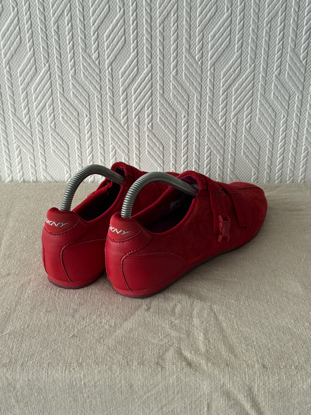 Dkny Y2K mid 00s Suede  Pumps - UK 5.5