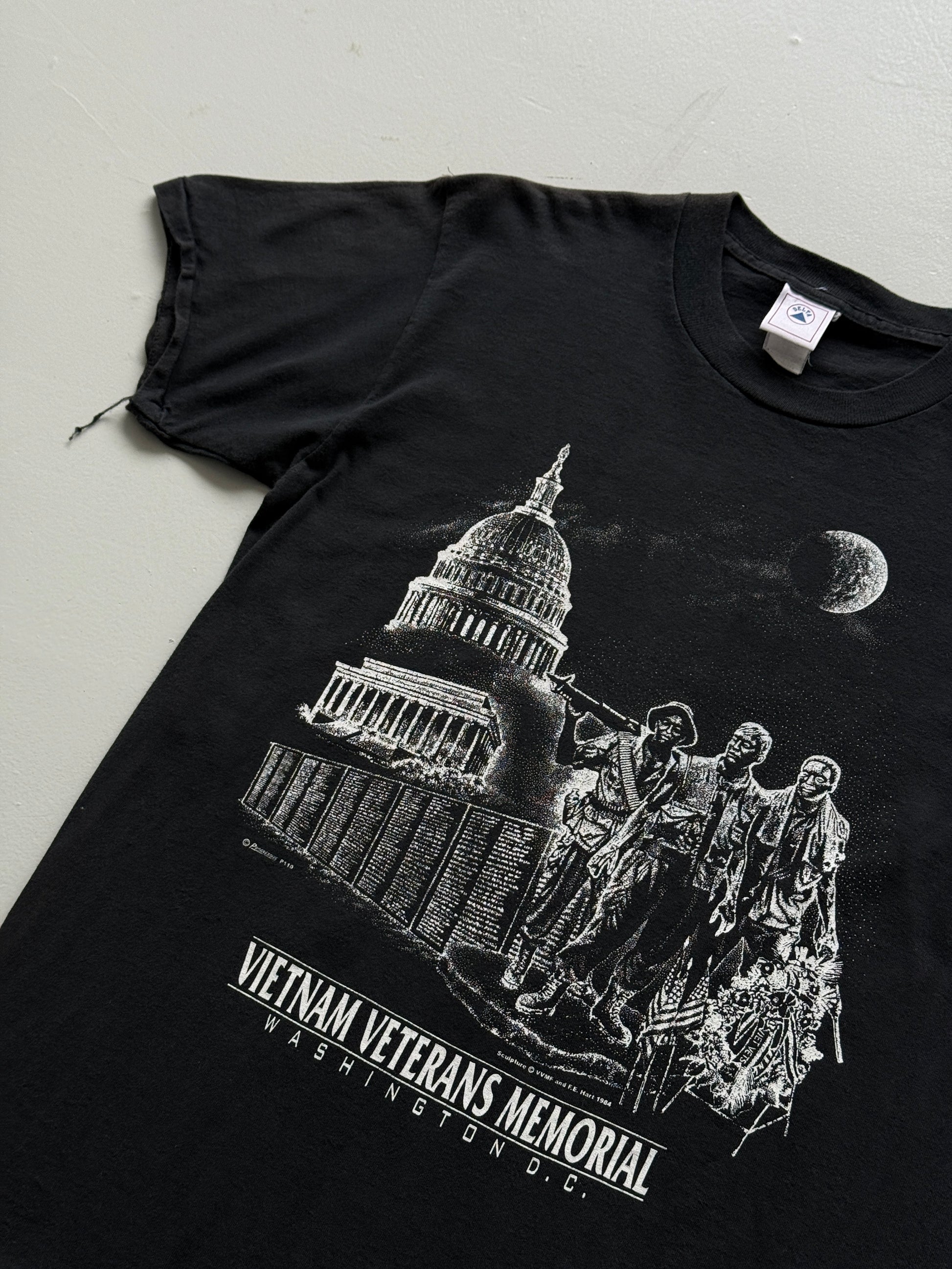 Black Vietnam 90's Vintage Graphic Single Stitch Tourist T-Shirt - Medium