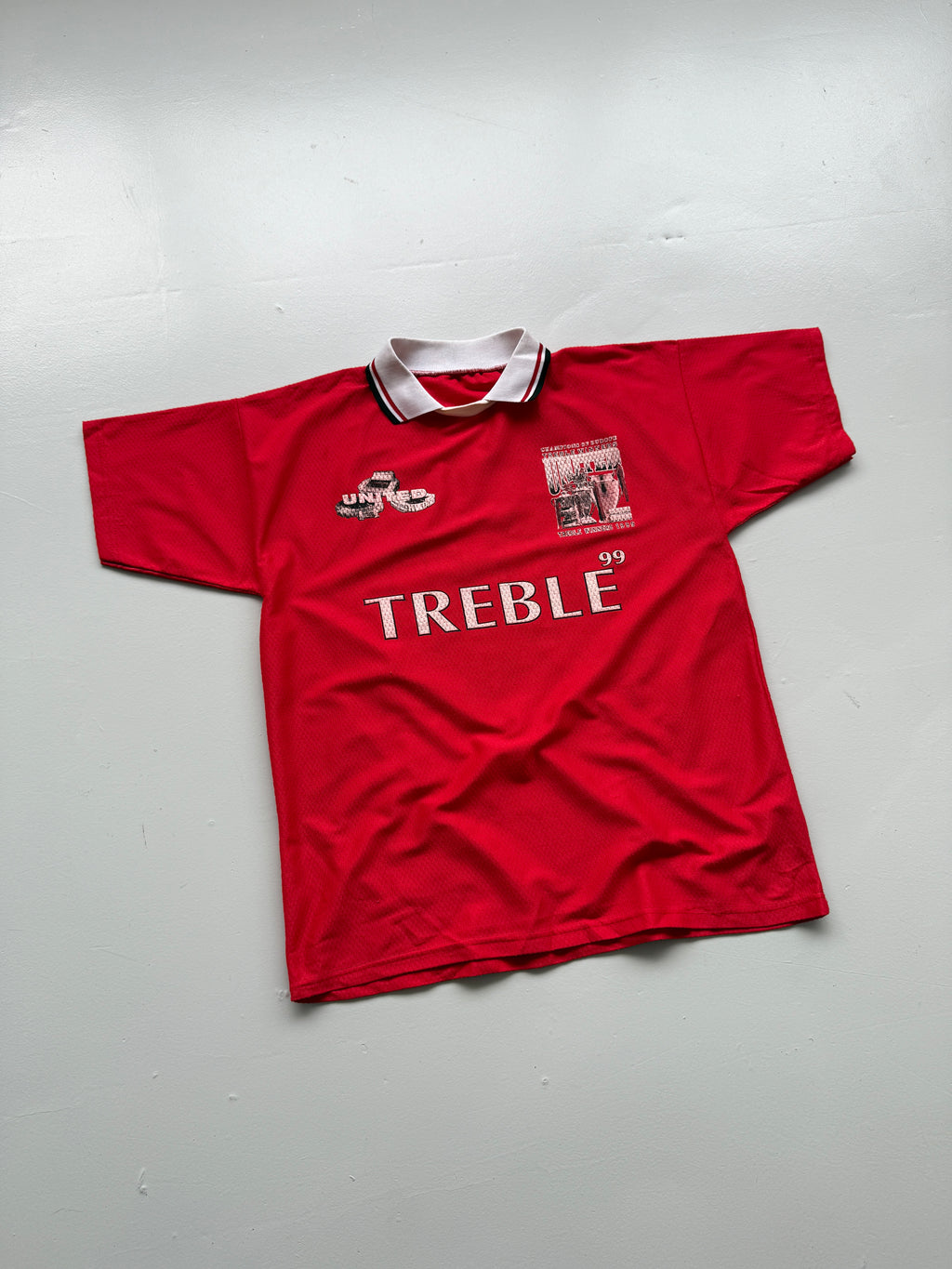 Manchester United Treble Winners 1999 Vintage Novelty Football Shirt - Large