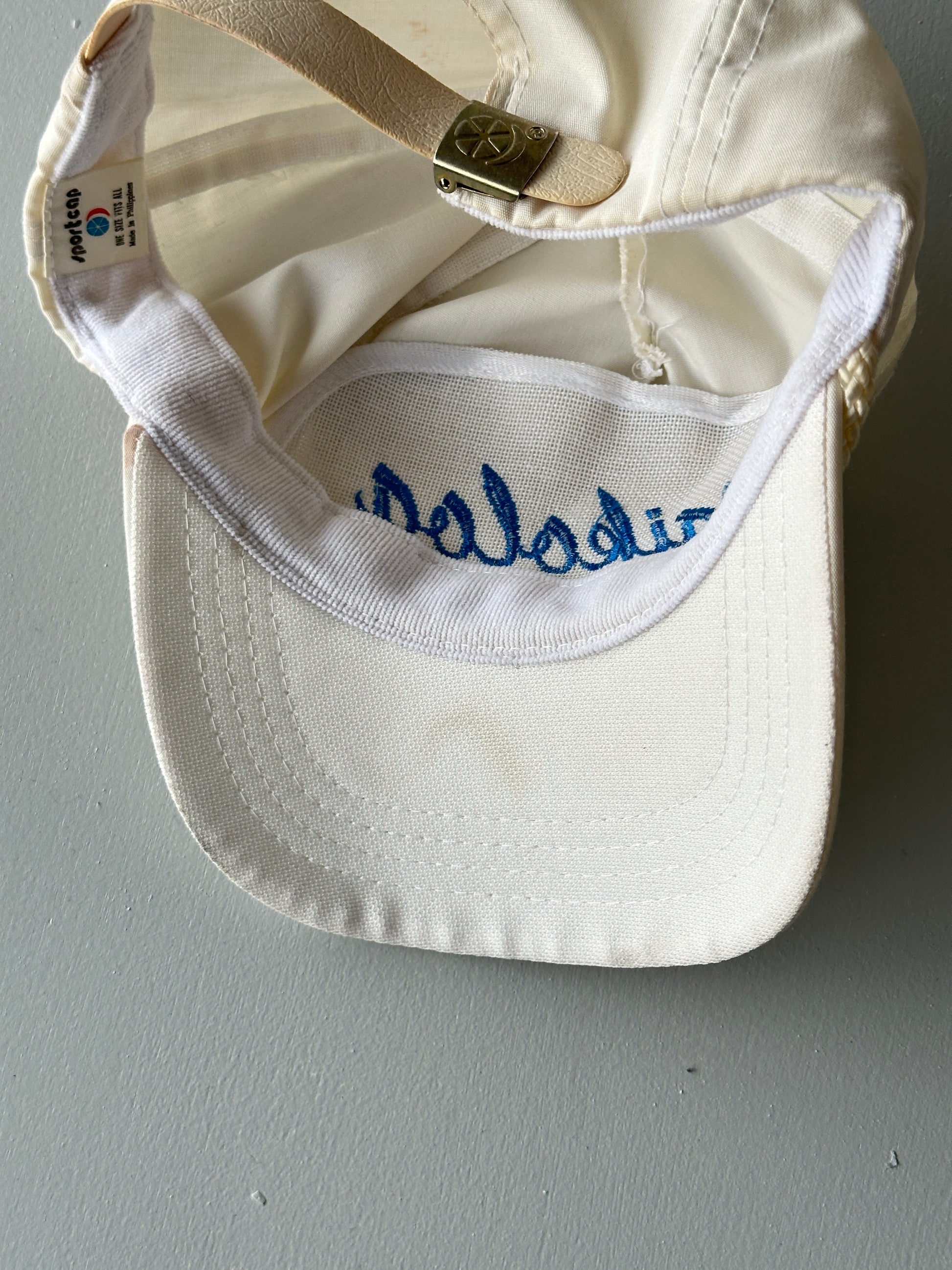 White Waikoloa 90's Vintage SnapBack Trucker Cap