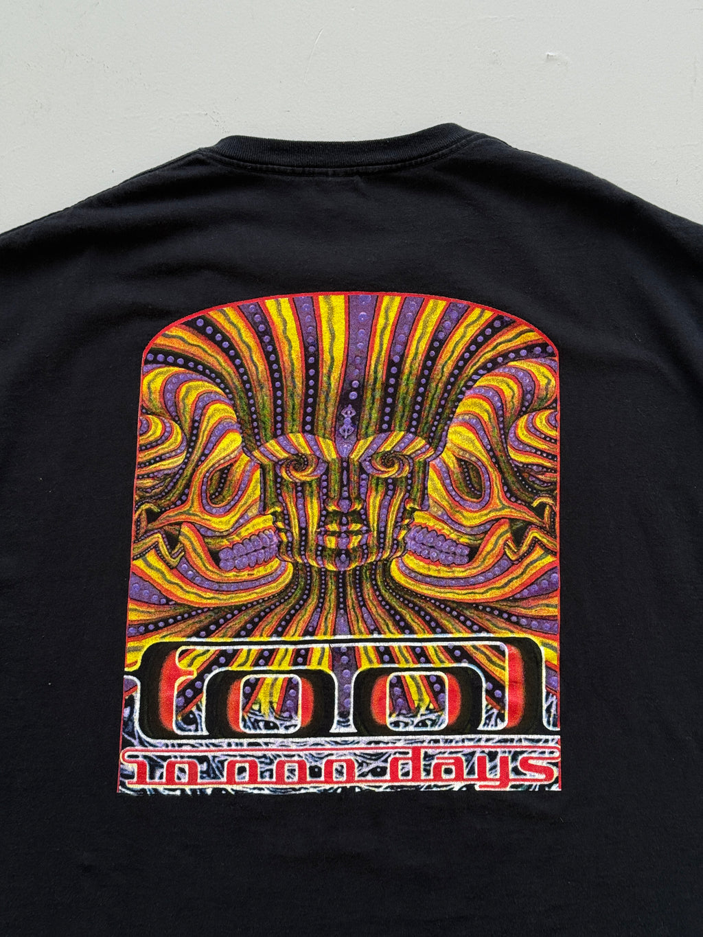 Black Tool 00's Vintage Band Graphic T-Shirt - XXL
