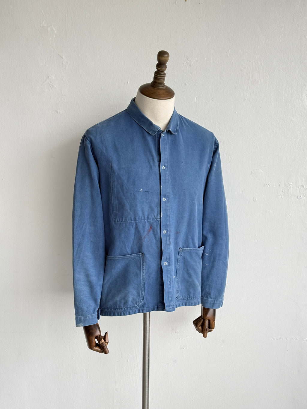 Thrashed Blue French 80's Vintage Workwear Chore Jacket CH444 - Small