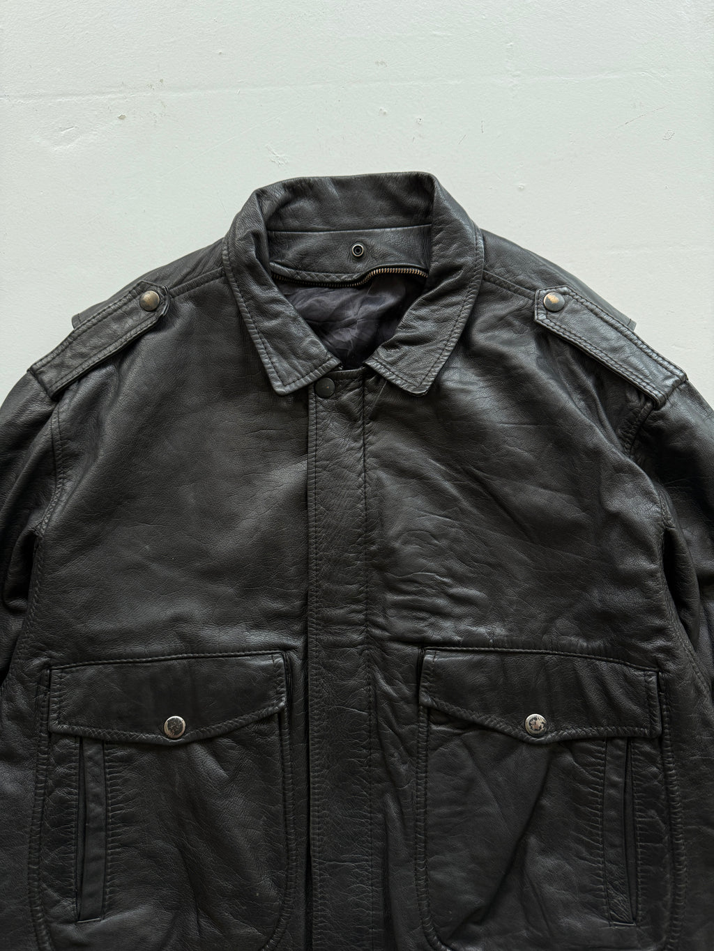 Black A2 Leather Vintage Aviation Bomber Jacket 002 - Large