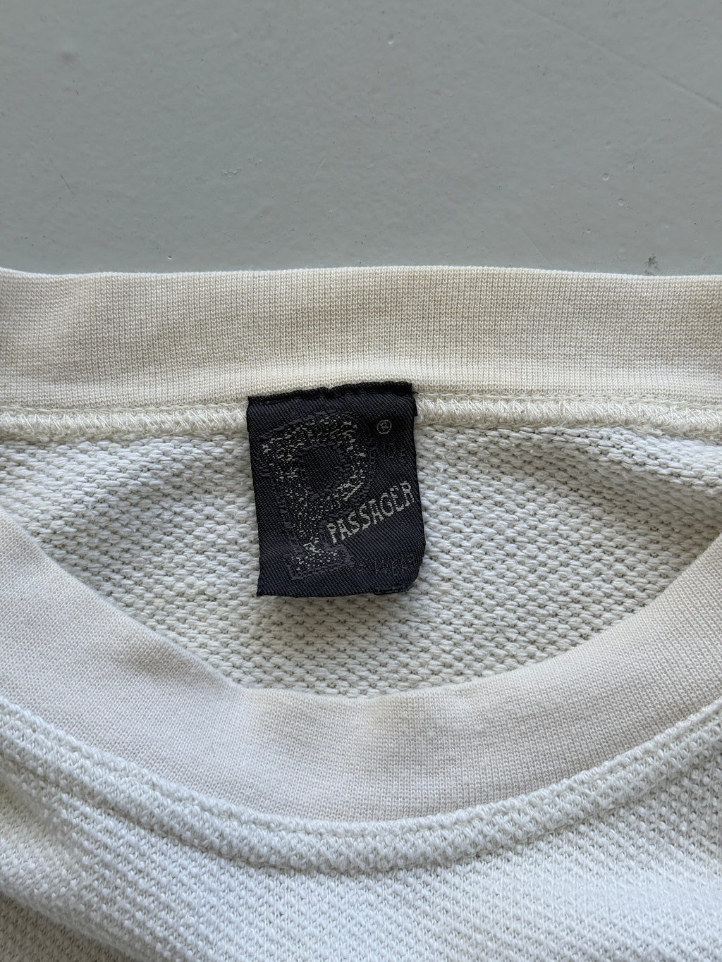 White Passenger 90's Vintage Surfer Graphic Sweatshirt Jumper - Large