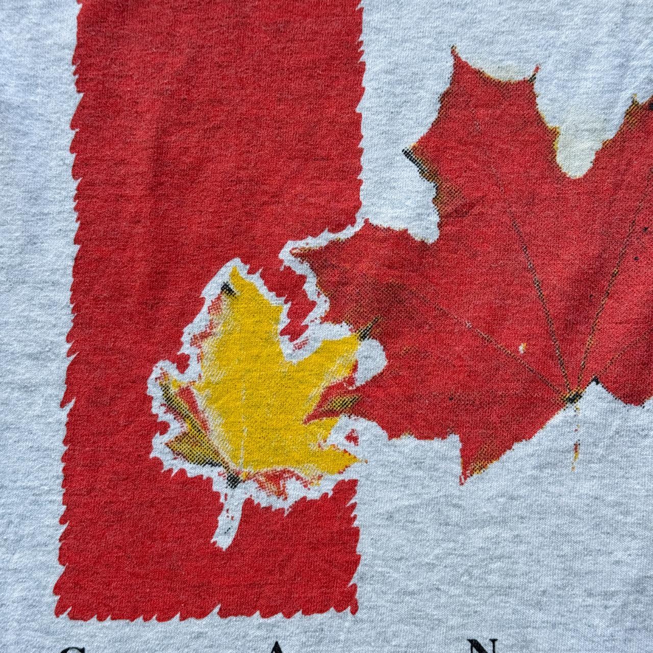 Grey Canada Tourist Vintage 90s T-shirt - Large