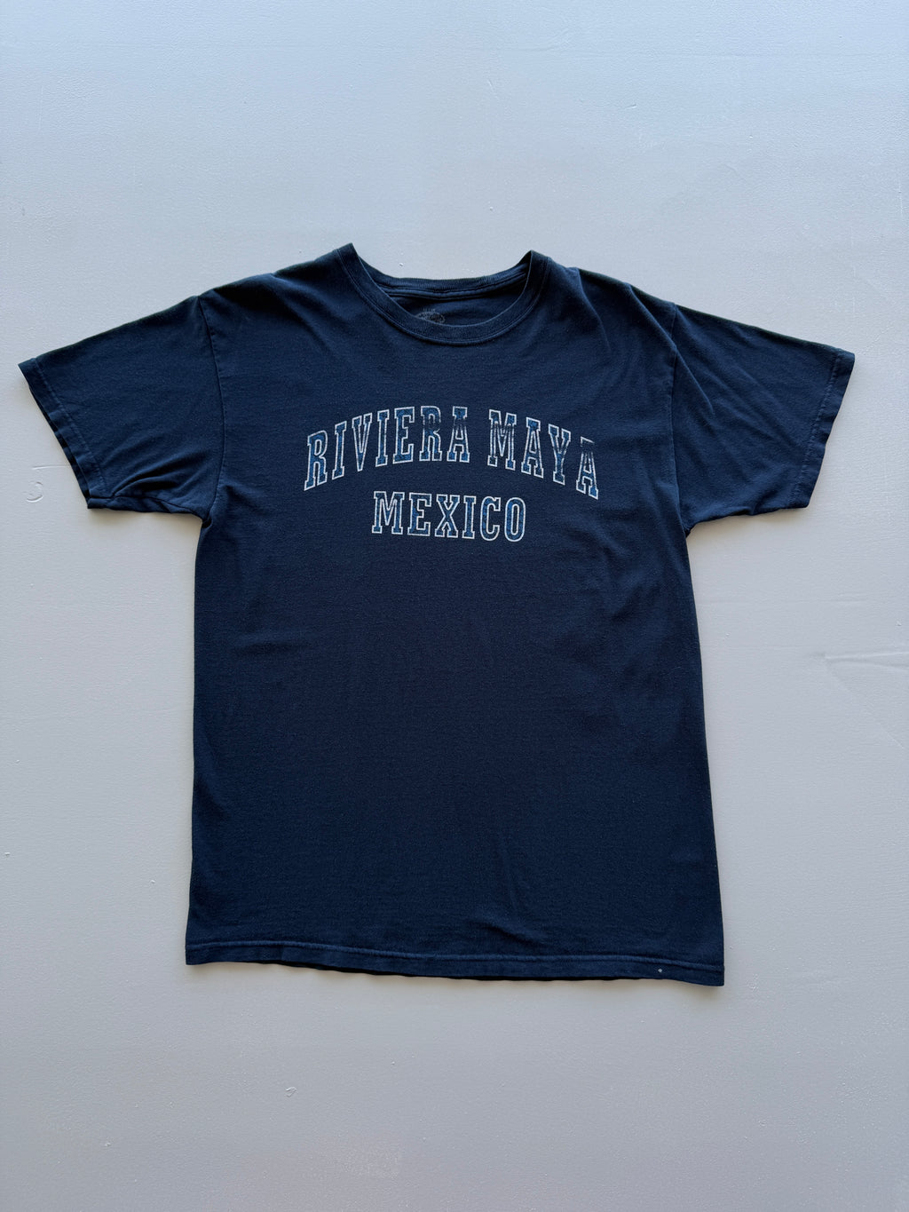 Navy Riviera Maya Mexico Vintage Graphic T-Shirt - Medium