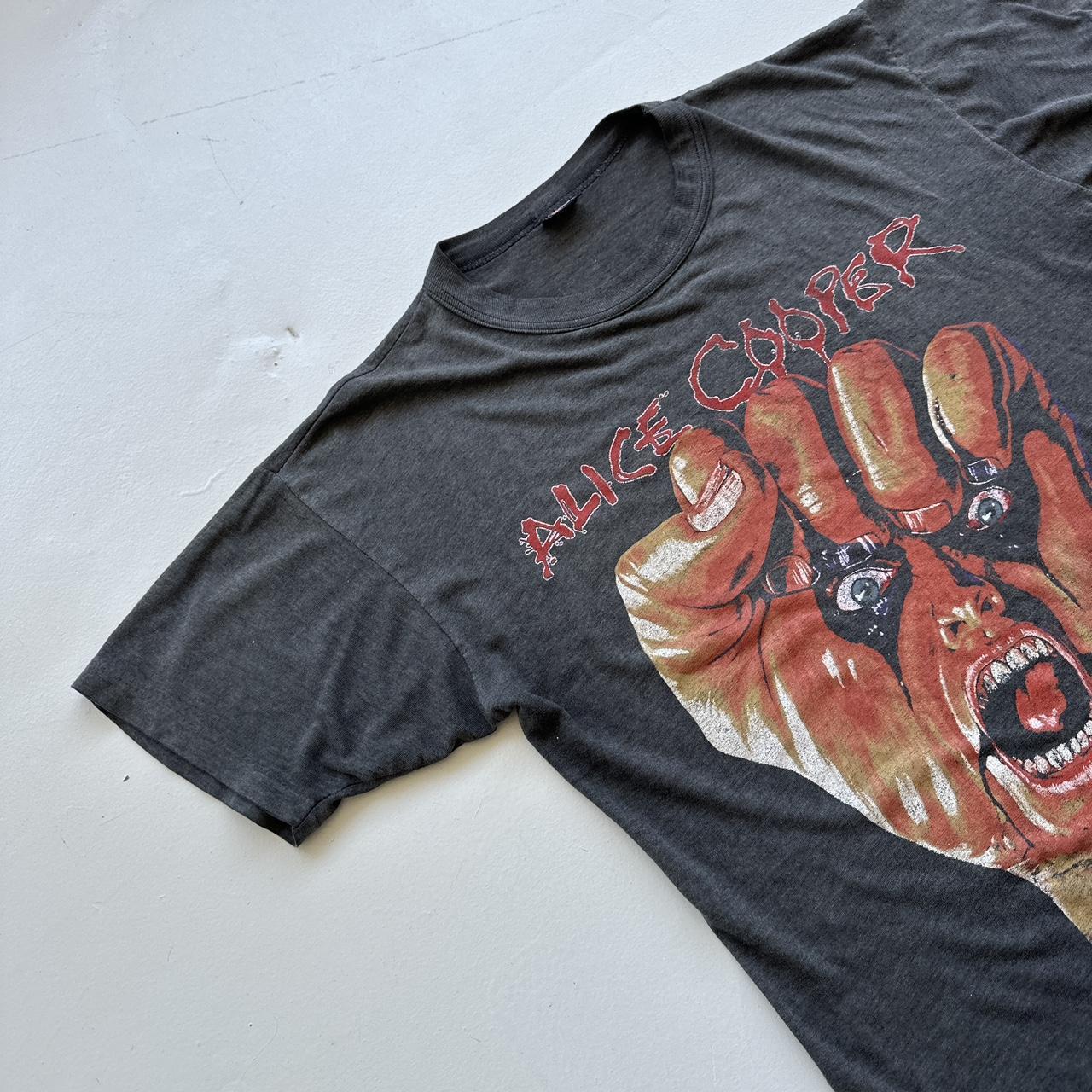 Alice Cooper "Raise Your Fist and Yell" 1987/88 Vintage T-shirt - Medium