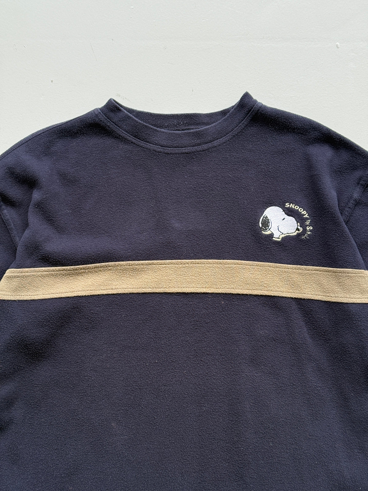 Studio Aventures Snoopy Peanuts 90's Vintage Sweatshirt - Medium
