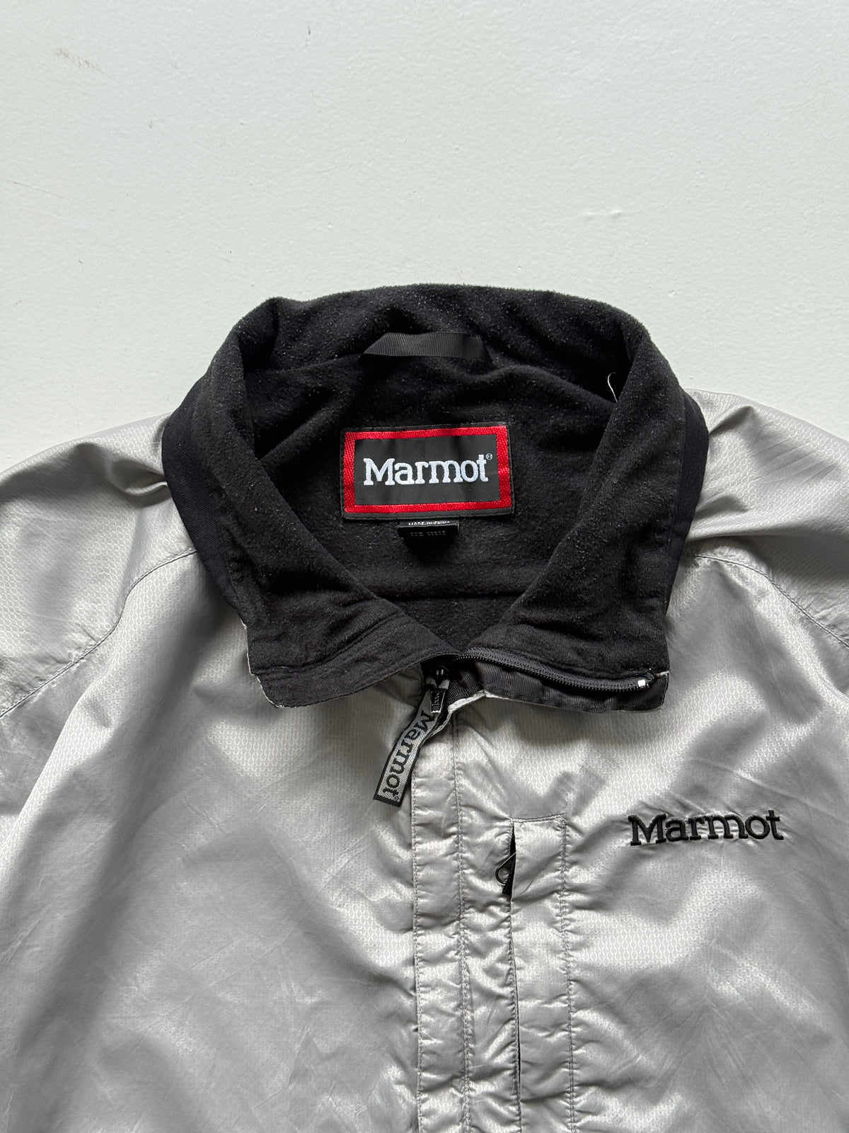 Marmot Silver & Black 00's Vintage Lightweight Insulated Jacket - Medium