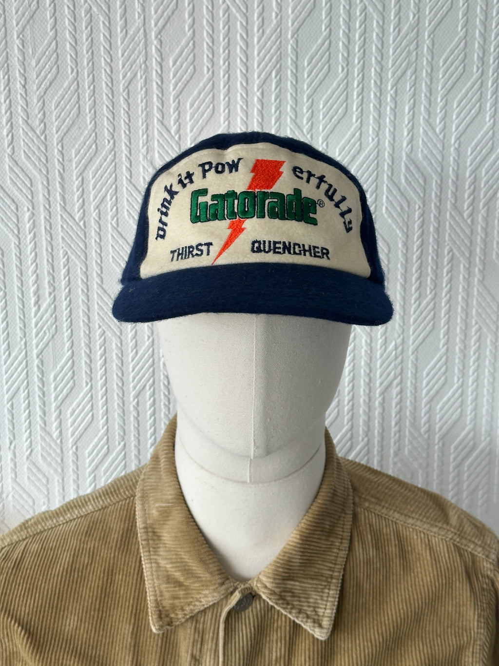 Navy Gatorade Thirst Quencher 80's Vintage SnapBack Trucker Cap