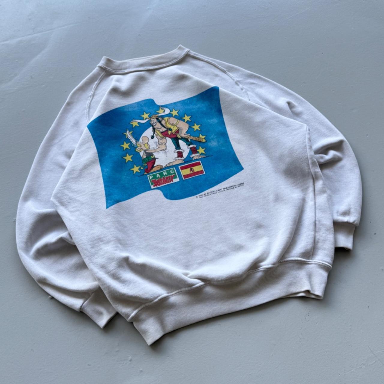 White Asterix Euro 80's Cartoon Vintage Sweatshirt - Medium