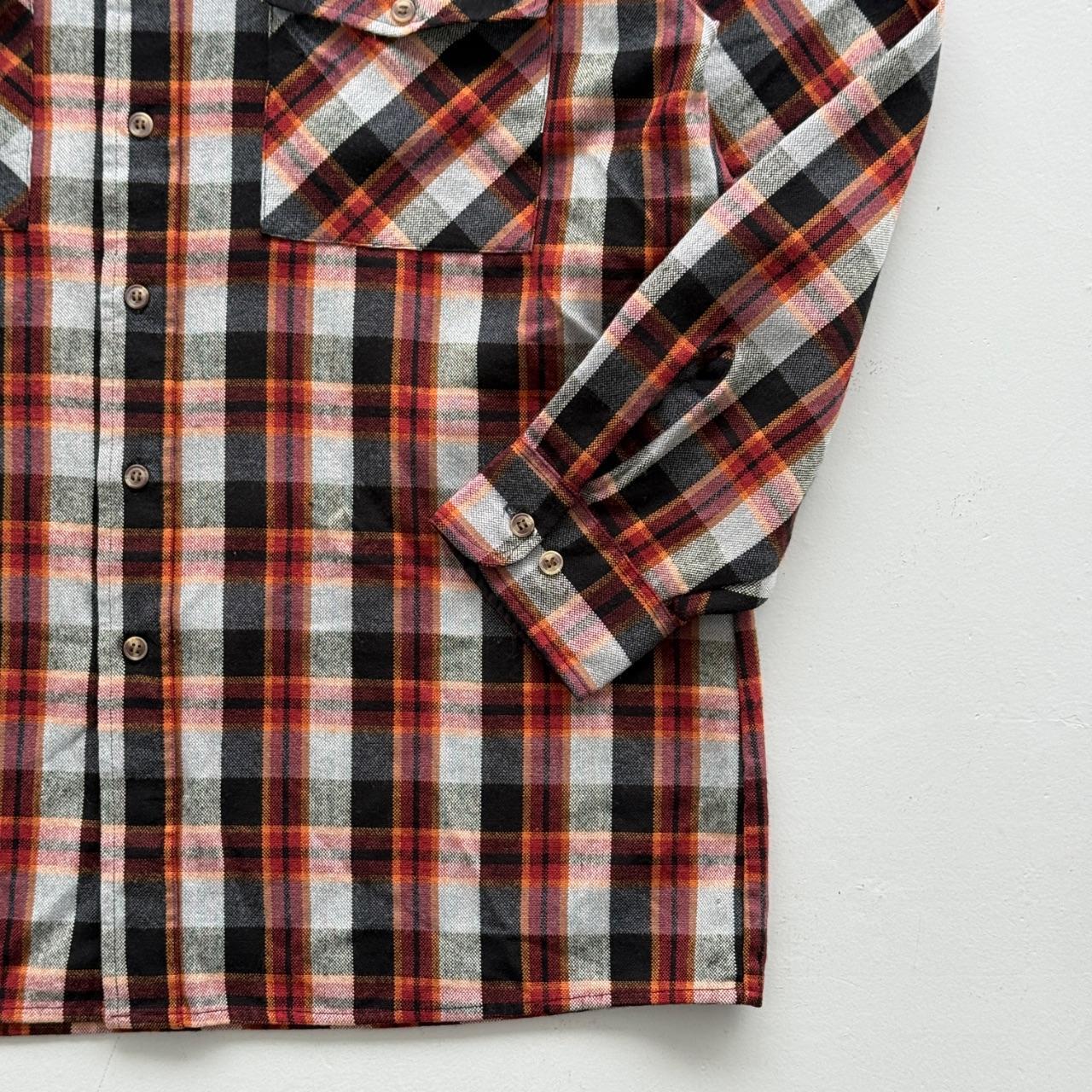 Red and Black Checkered Claybrooke 90s Vintage Long Sleeve Shirt - Large