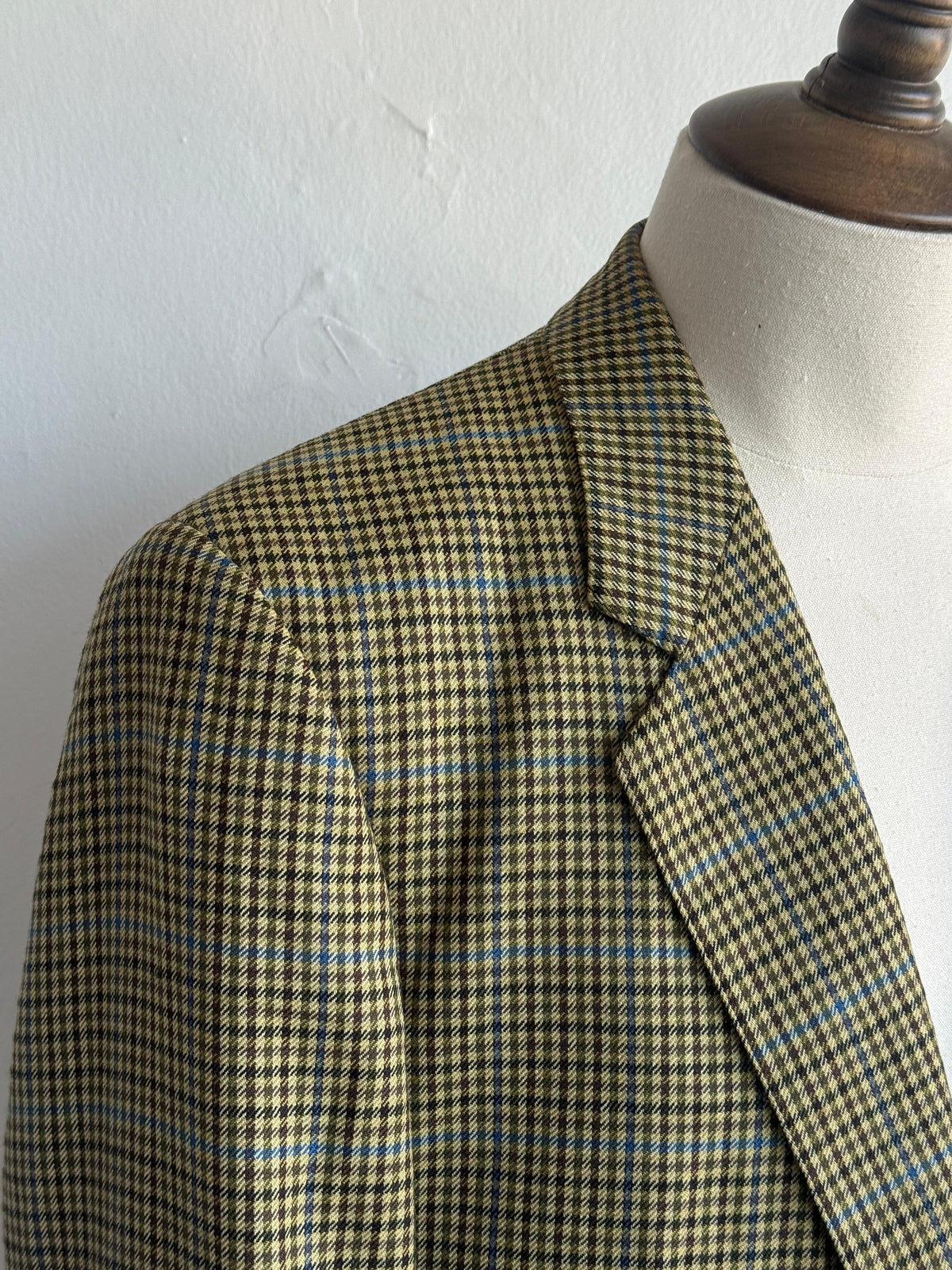 Burberry's 100% Cashmere Made in West Germany Vintage Blazer - Large