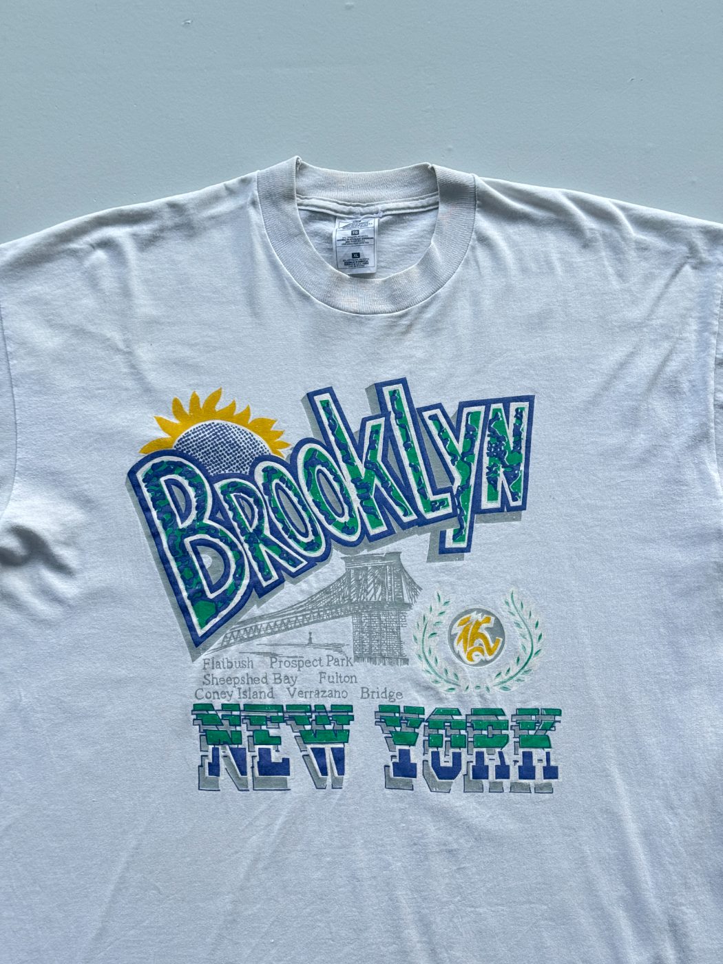 Brooklyn New York Single Stitch 90's Vintage Graphic T-Shirt - XL