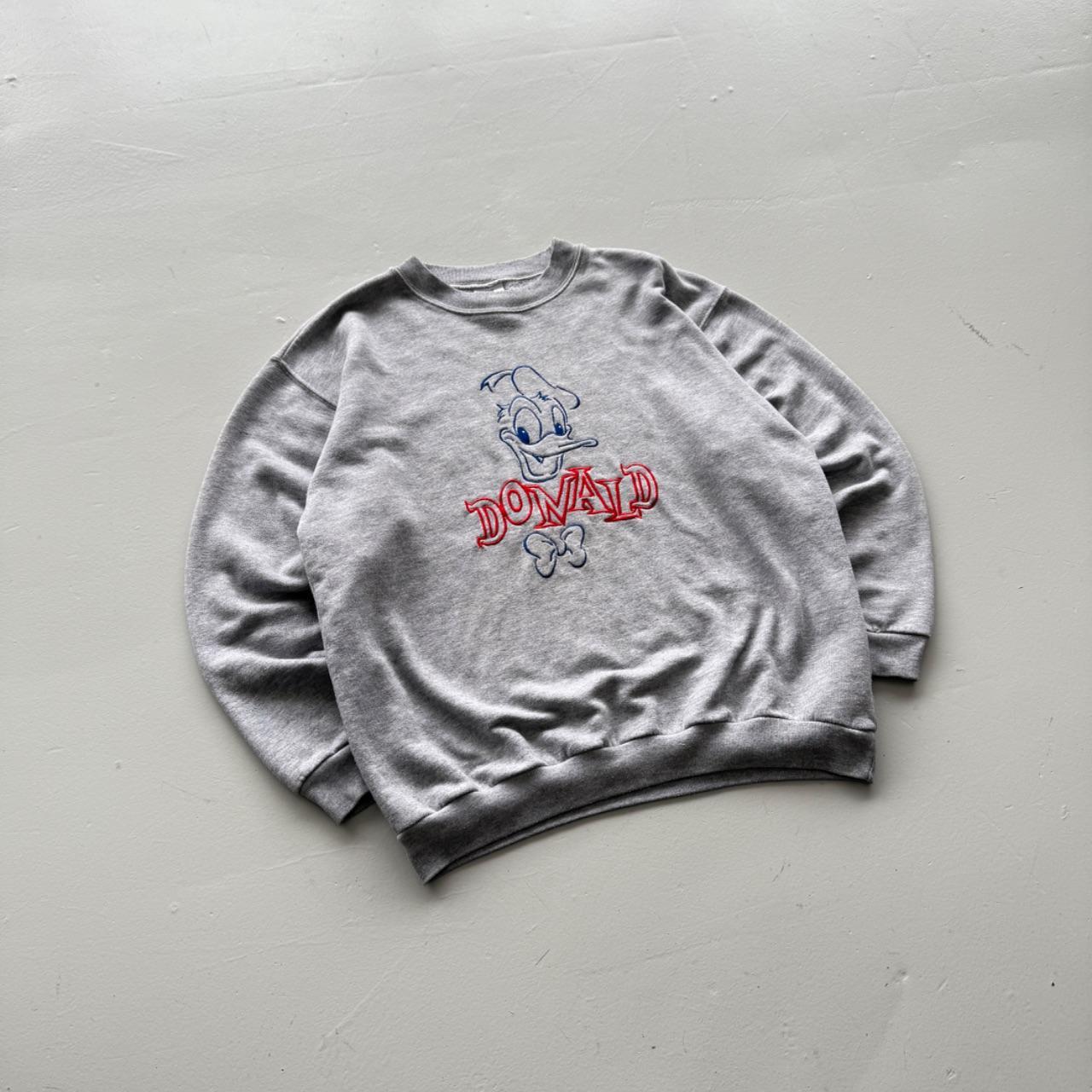 Grey Donald Duck 90’s Vintage Graphic Sweatshirt - Medium