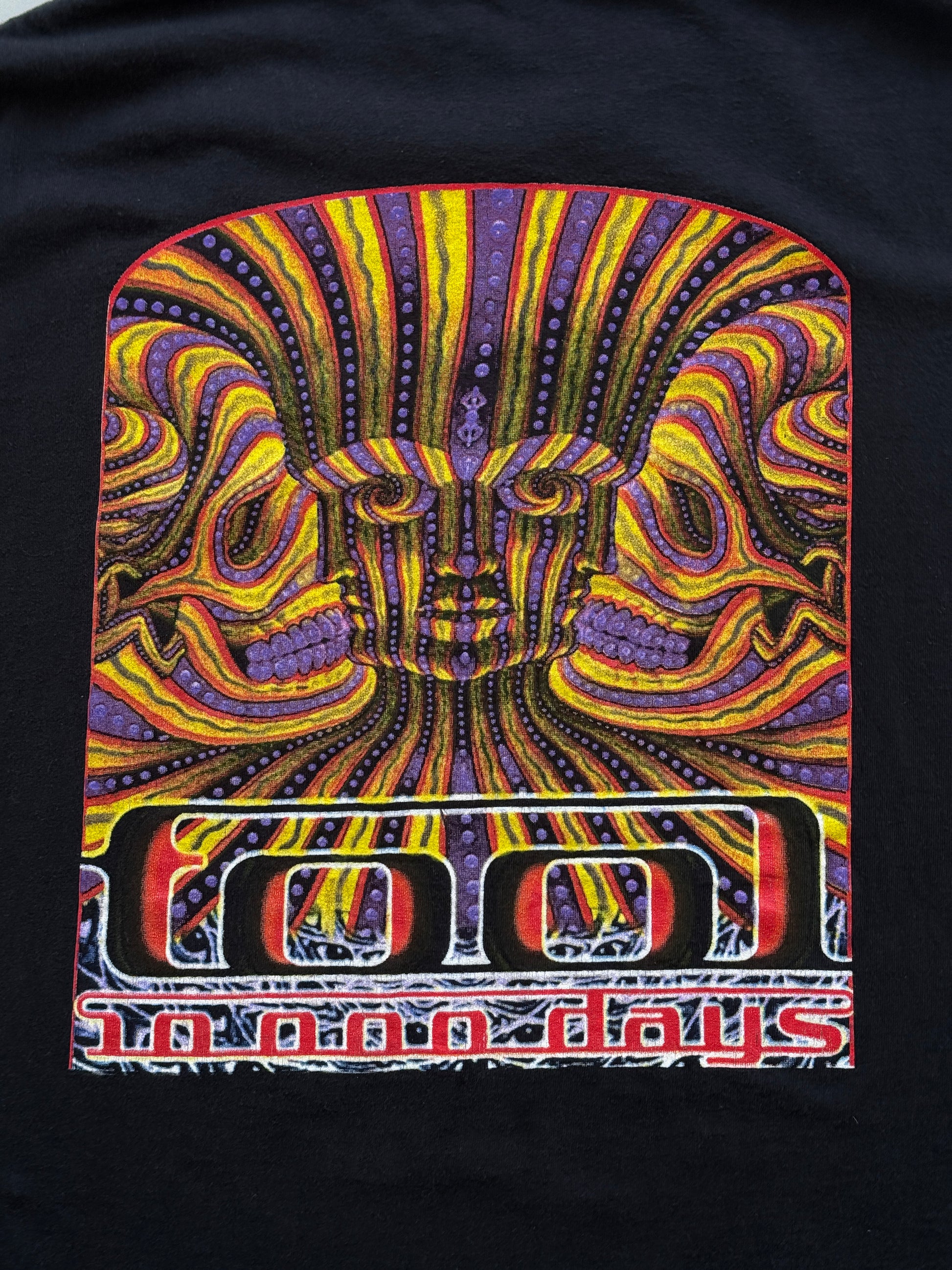 Black Tool 00's Vintage Band Graphic T-Shirt - XXL