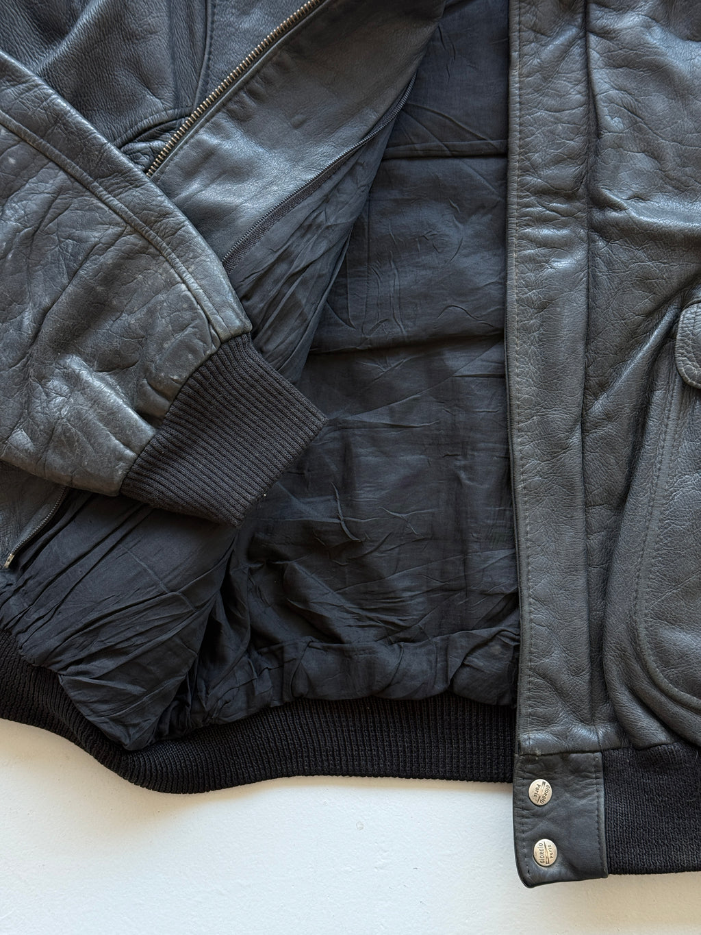 Black 90s Leather A2 Aviation Vintage Bomber Jacket - Large