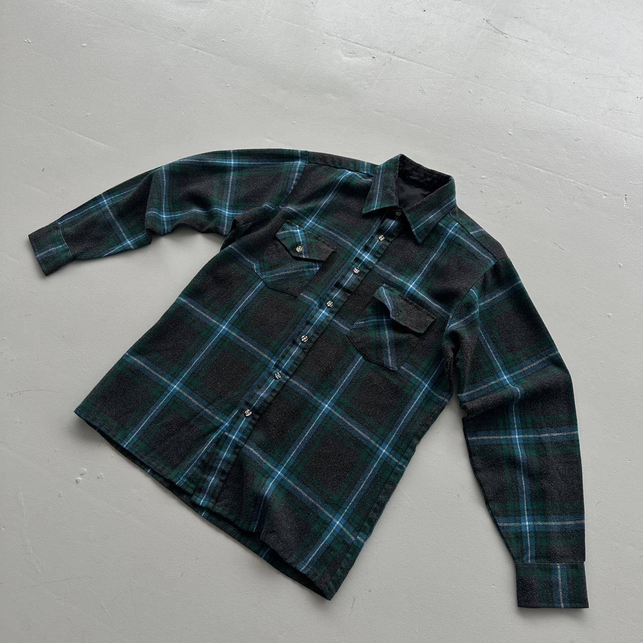Green Grey Checkered 90s Vintage Long sleeve - Medium