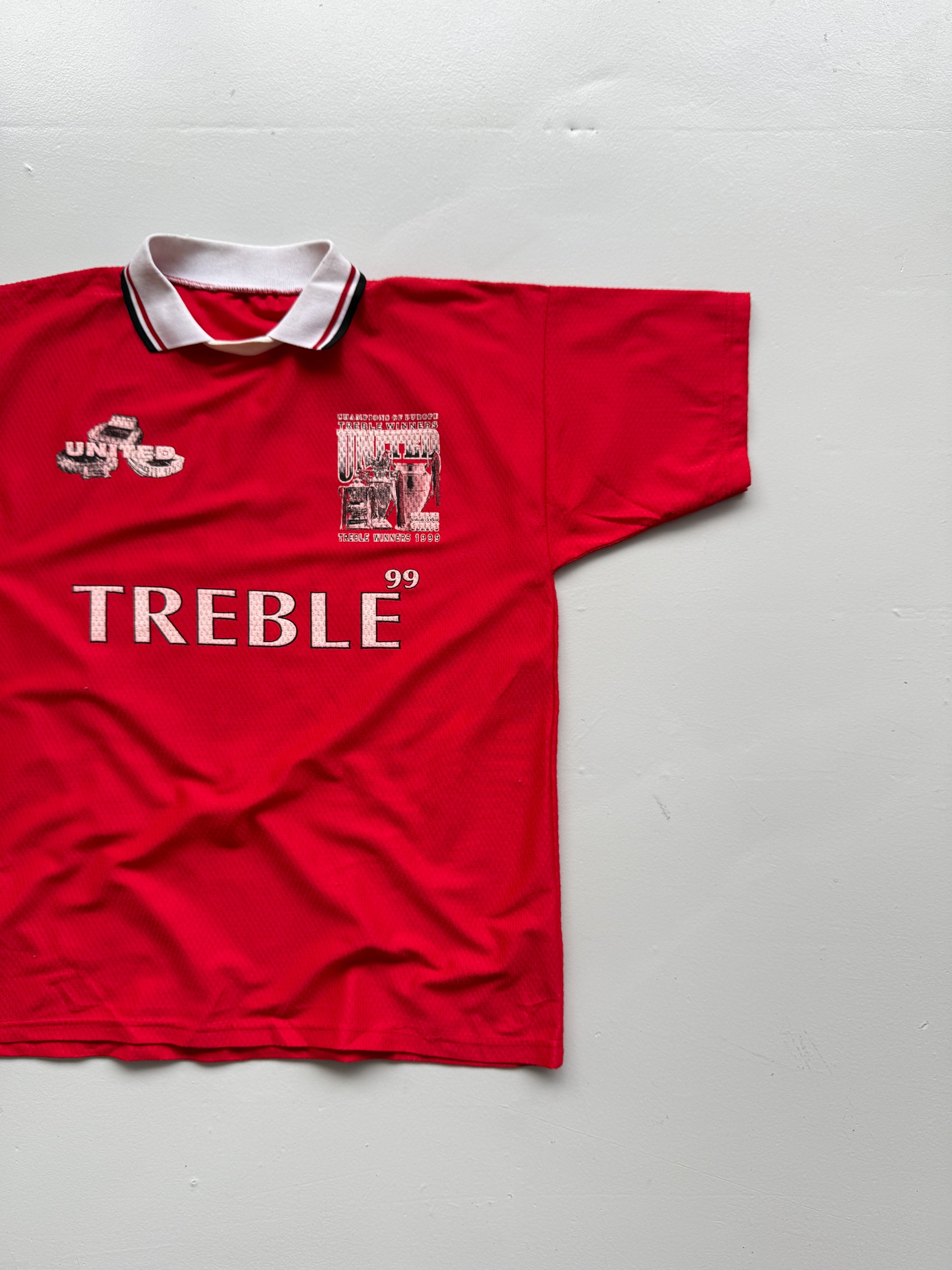 Manchester United Treble Winners 1999 Vintage Novelty Football Shirt - Large