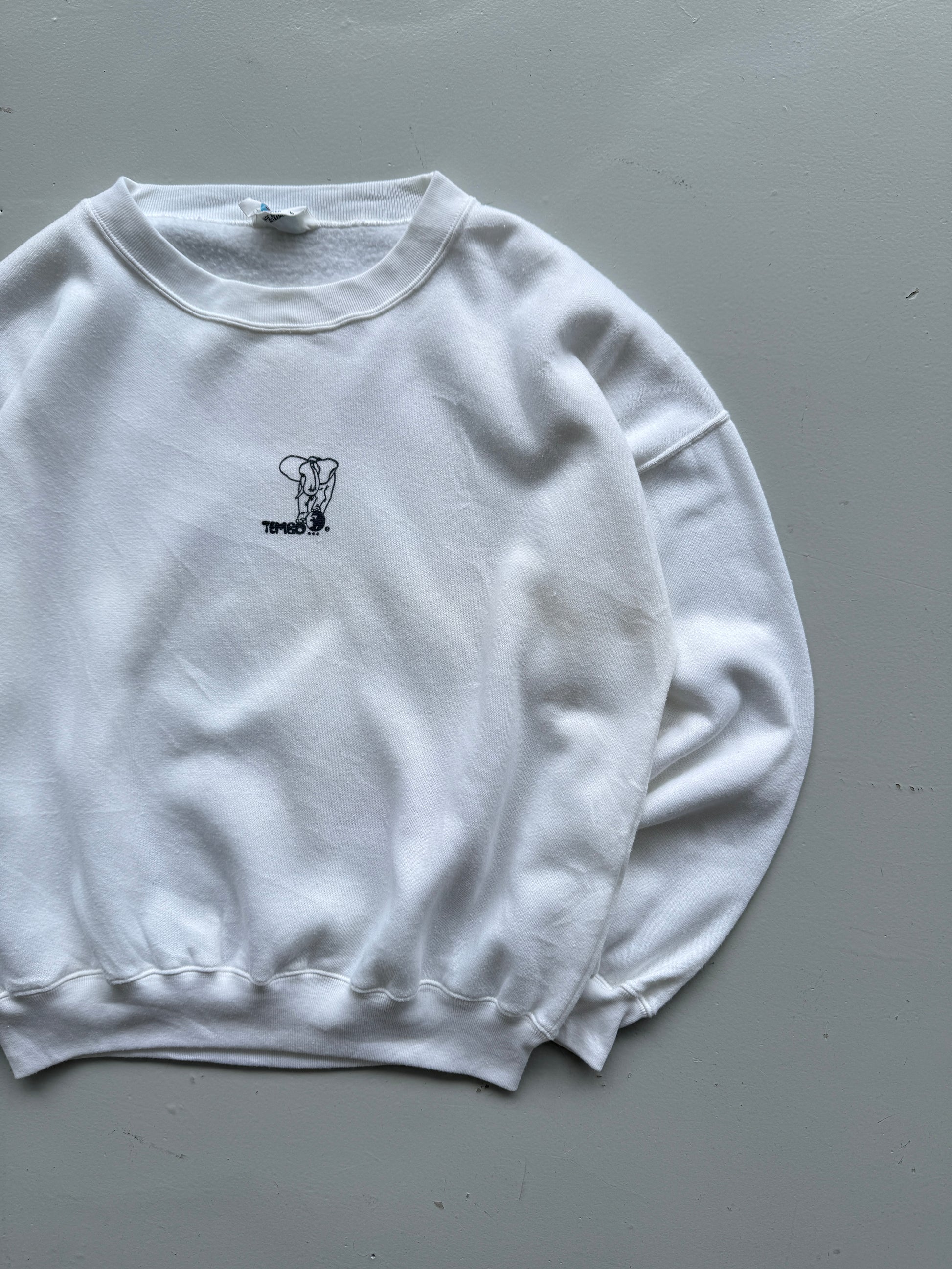 White Elephant Safari 90's Vintage Animal Graphic Sweatshirt Jumper - Medium