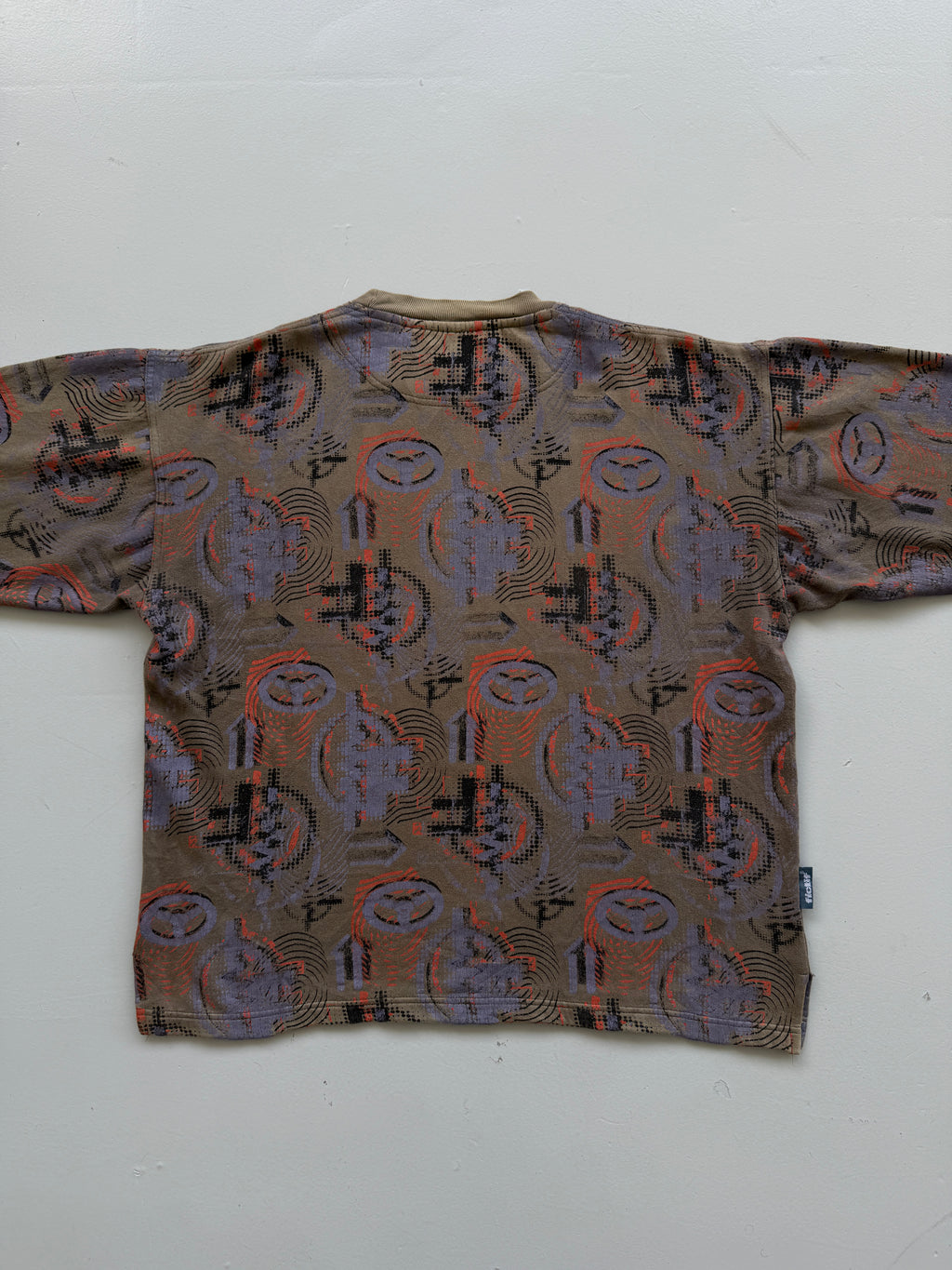 Surfwear All-Over Print 90's Vintage Sweatshirt - Medium