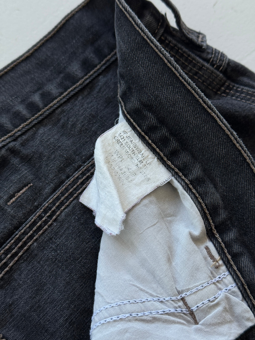 Black Wrangler 00's Vintage Baggy Carpenter Denim Shorts - W42 x L9.5