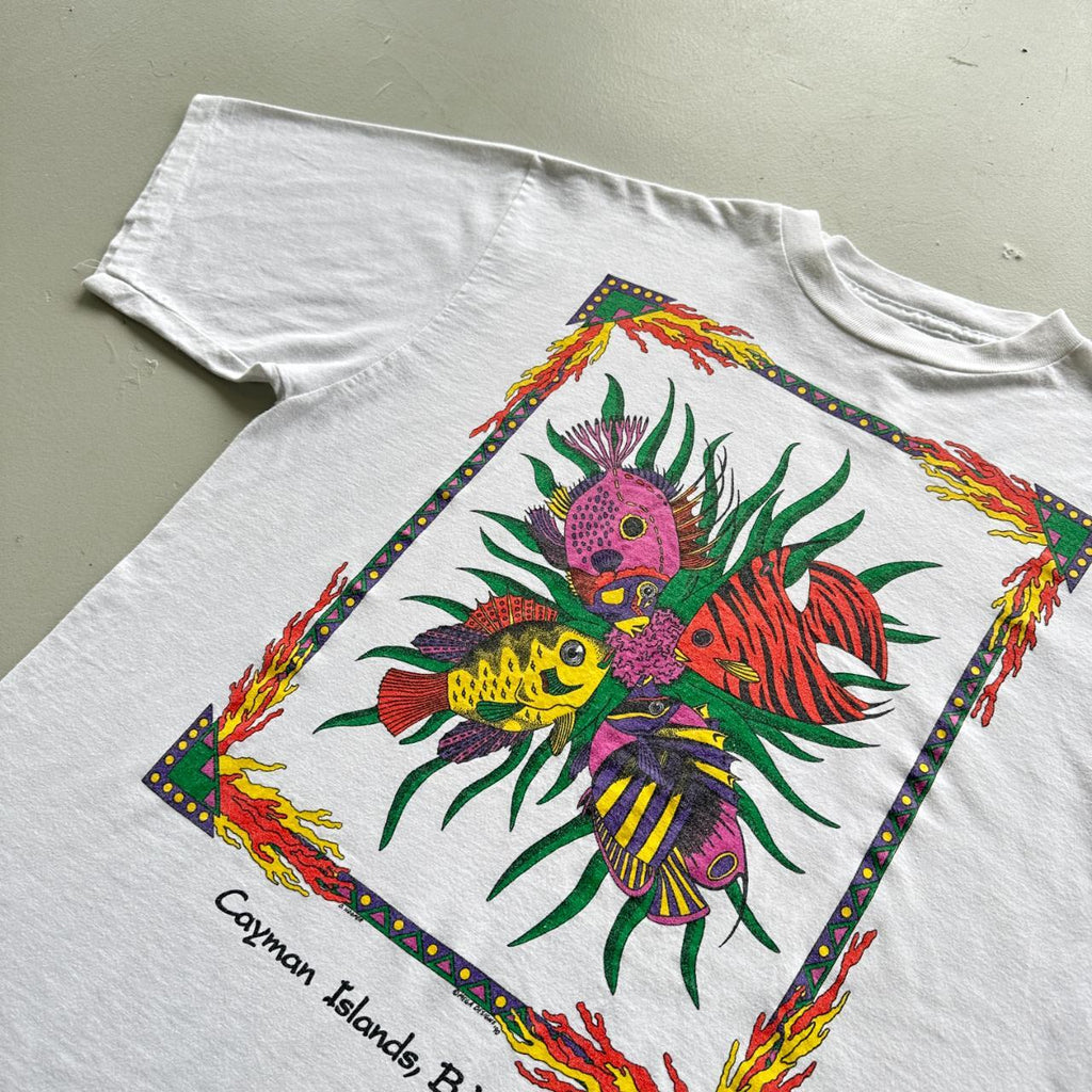 White Cayman Islands Fishes Vintage 90's T-shirt - Large