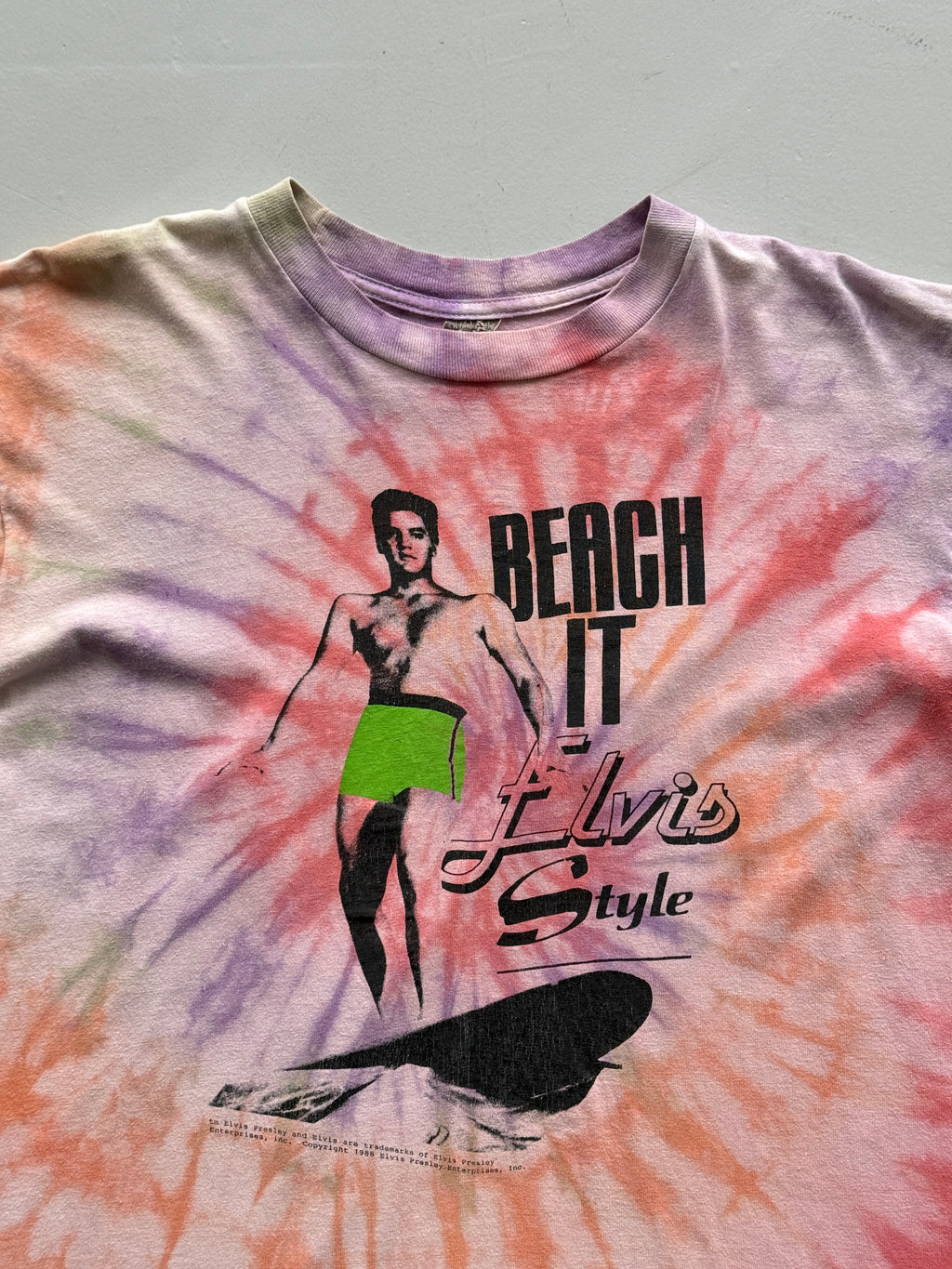 Pink Tie Dye Elvis 90's Vintage Graphic Single Stitch T-Shirt - Small