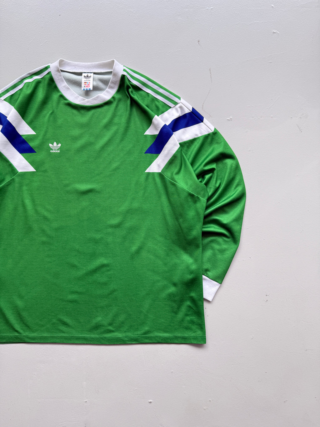 Adidas Blank 80's/Early 90's Vintage Long Sleeve Football Shirt - XL