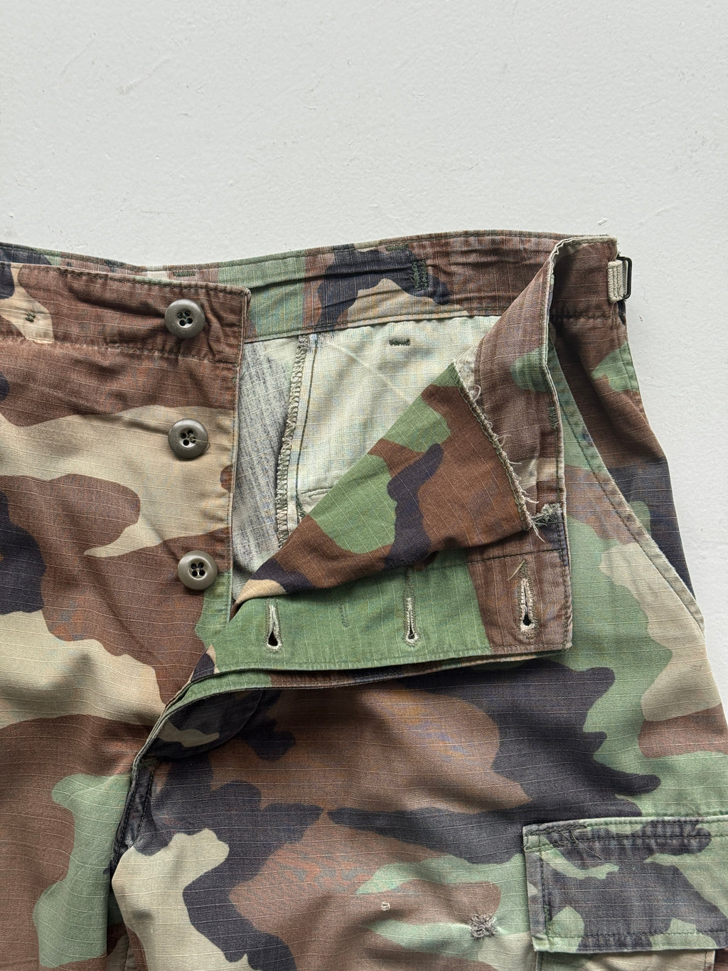 Green Camo Ripstop 80's Vintage Military Cargo Trousers - W34 x L31