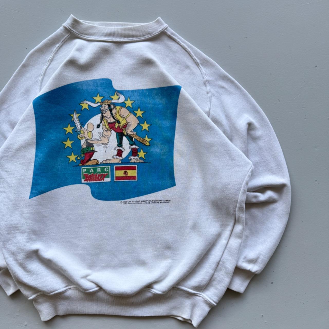 White Asterix Euro 80's Cartoon Vintage Sweatshirt - Medium