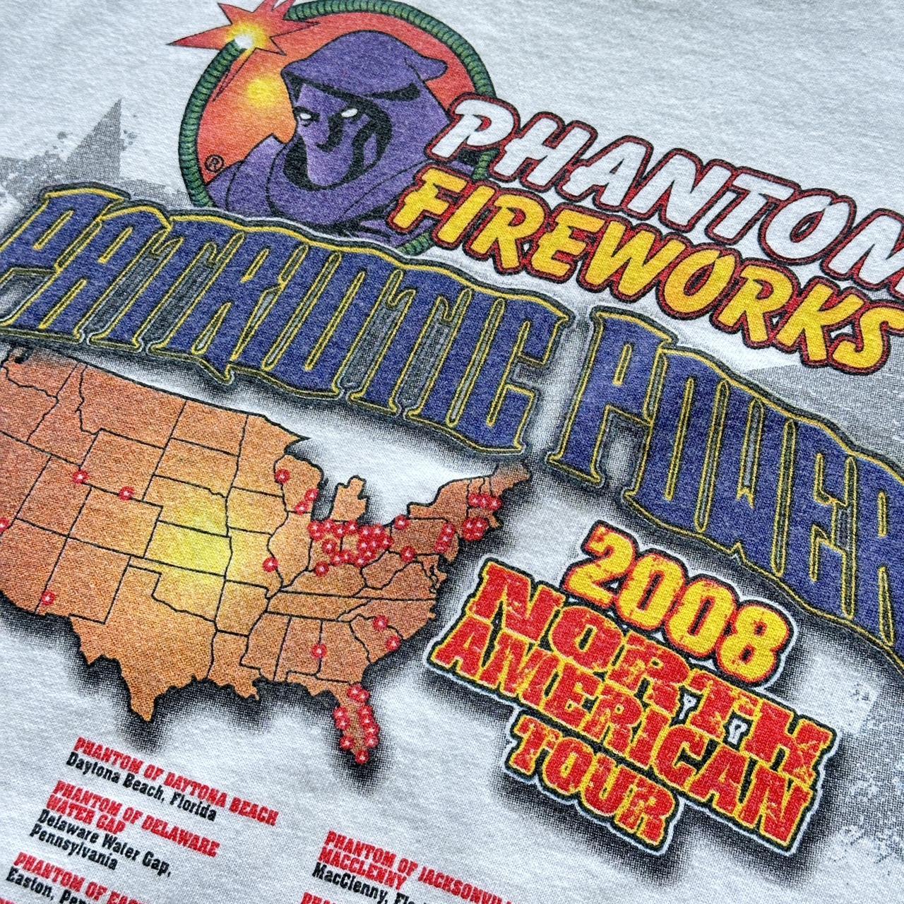 White Phantom Fireworks Vintage 00’s T-shirt - Large
