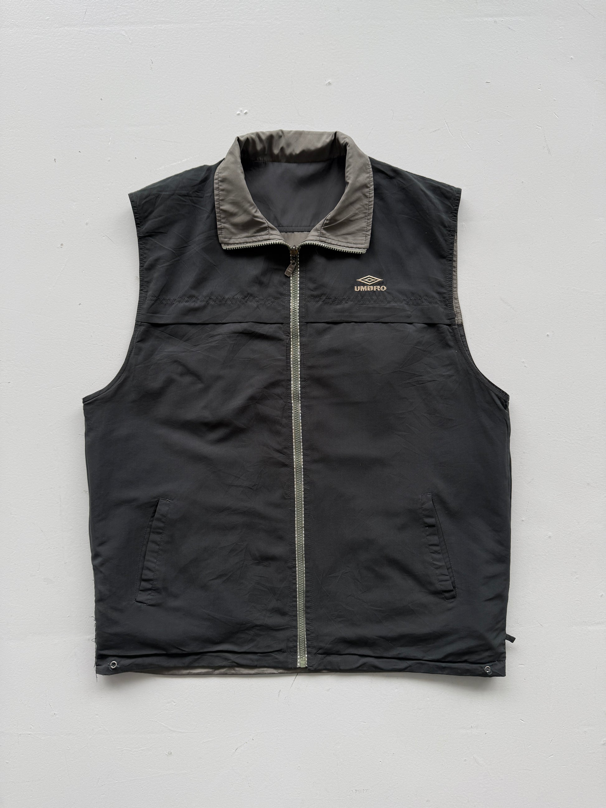 Grey Reversible Umbro 00's Vintage Y2K Utility Vest - XL