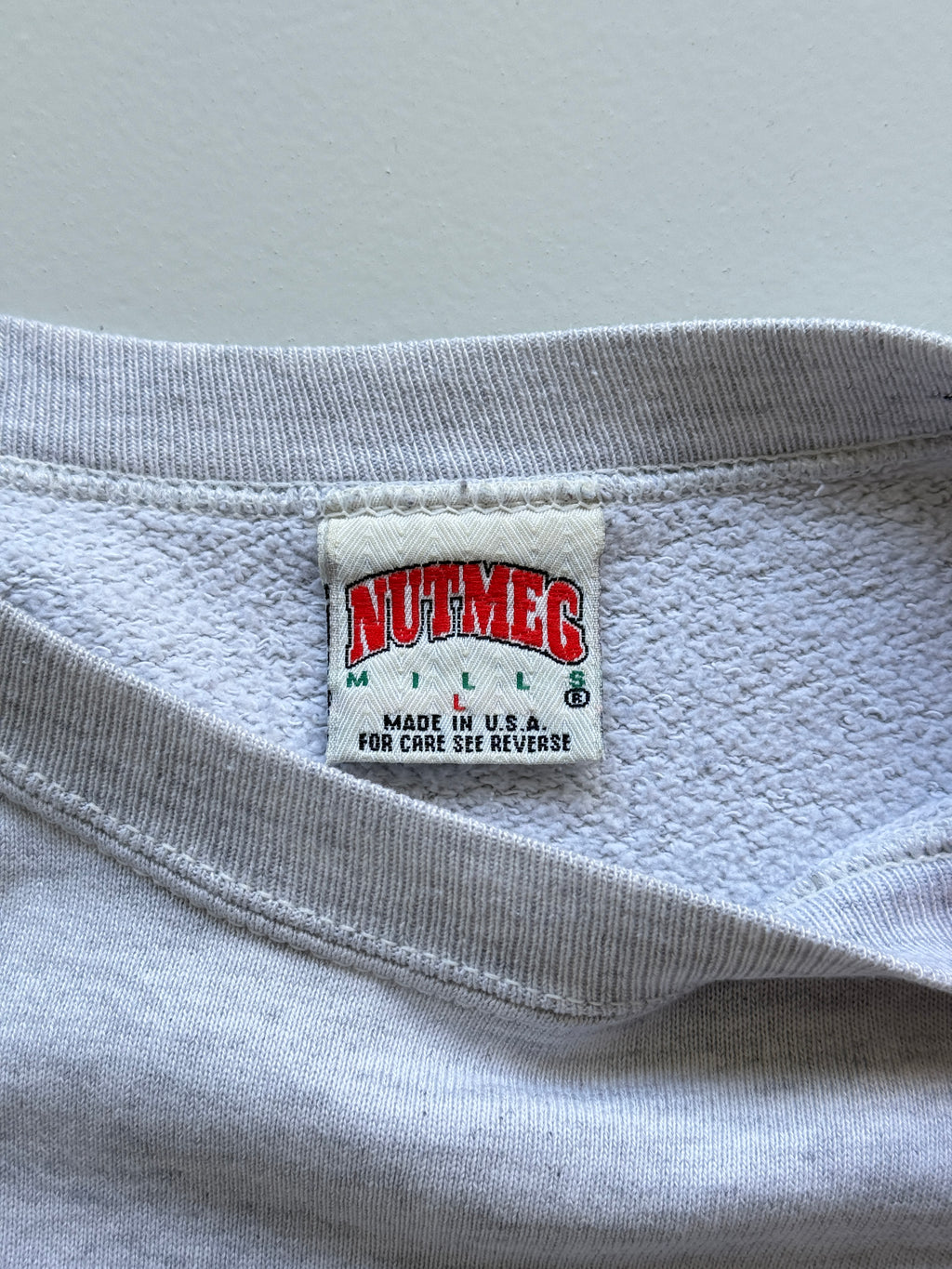 Grey Orlando Magic 90's Vintage Nutmeg Mills NBA Graphic Sweatshirt - Large