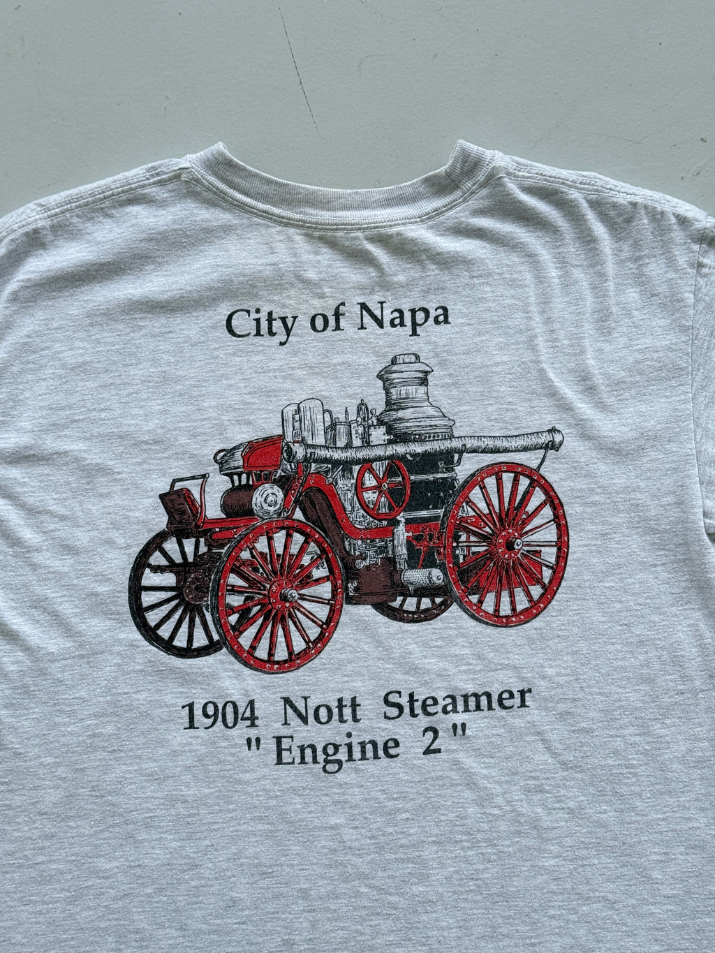 Grey Firefighters Museum 90's Vintage Graphic Tourist T-Shirt - Small
