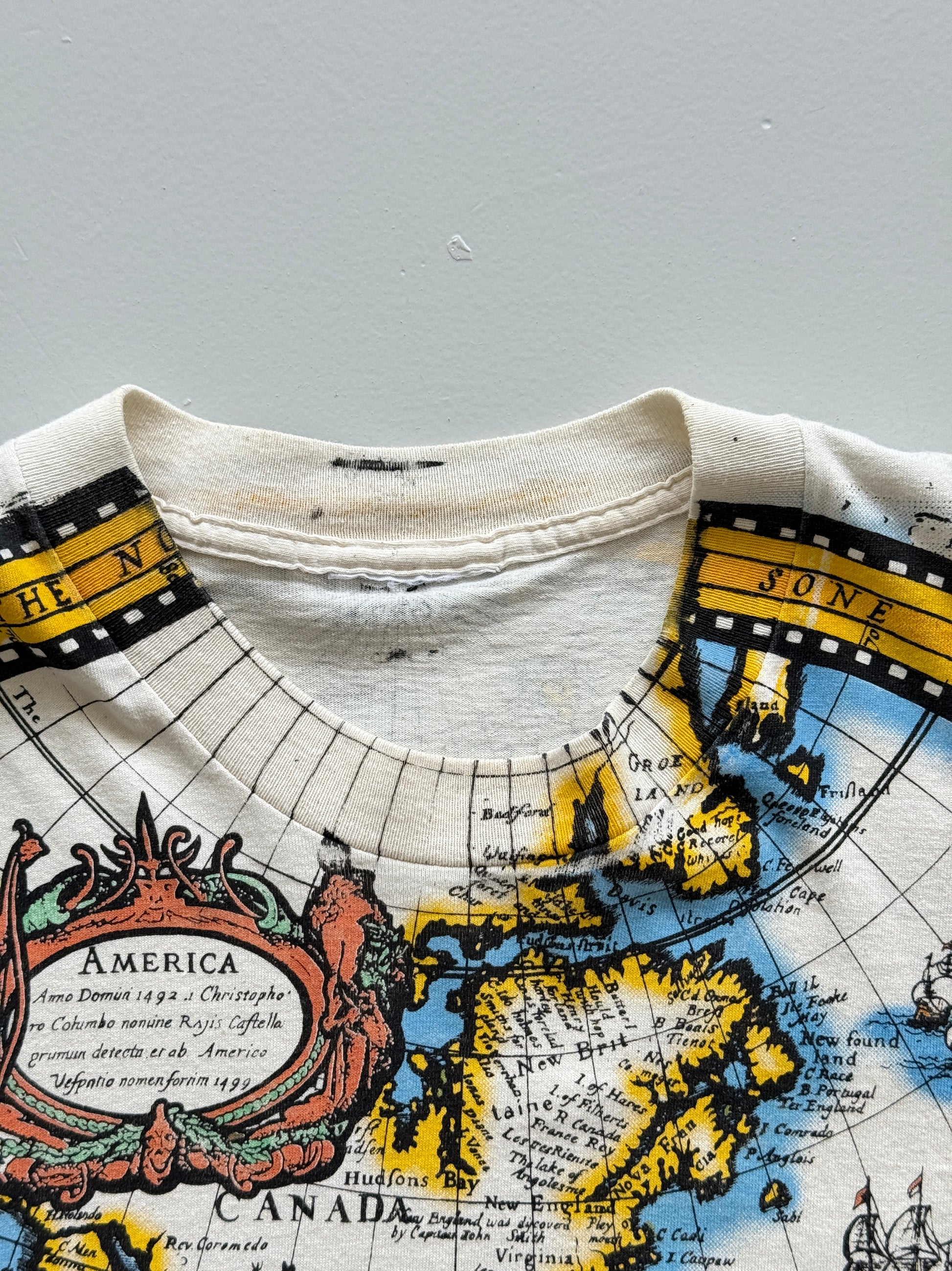 Liquid Blue Atlas 90s Vintage All Over Print Graphic Single Stitch T-Shirt - XL