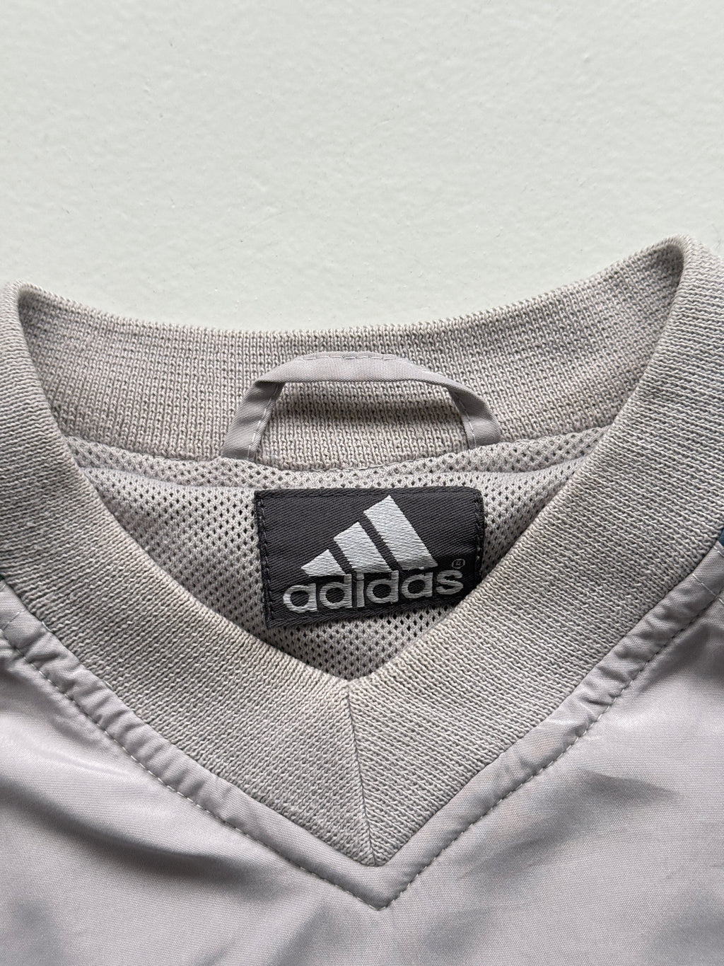 Adidas Grey Y2K Vintage Training Pullover Sweatshirt - Medium