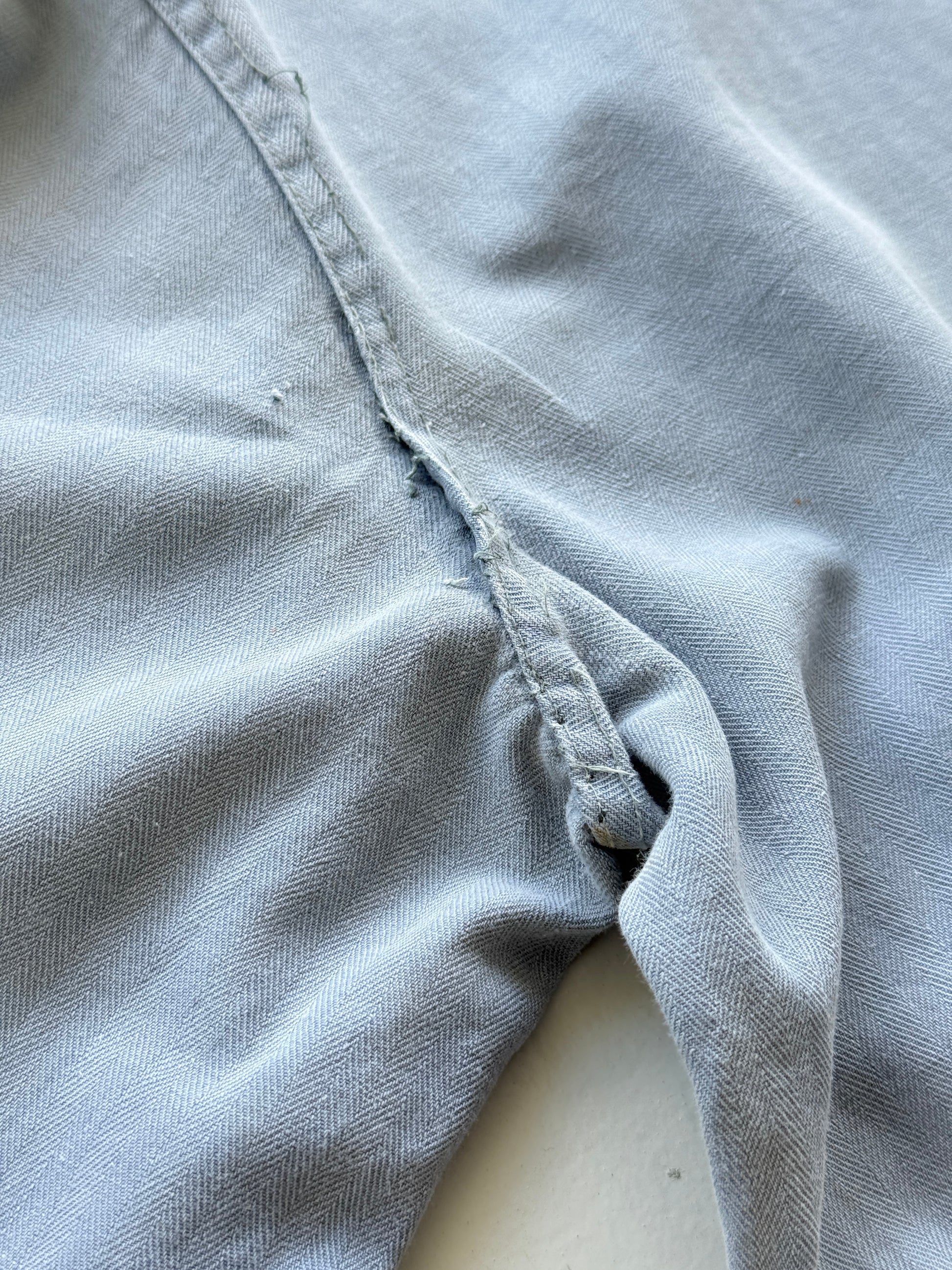 Faded Blue French Herringbone Vintage Workwear Chore Jacket CH367 - Medium