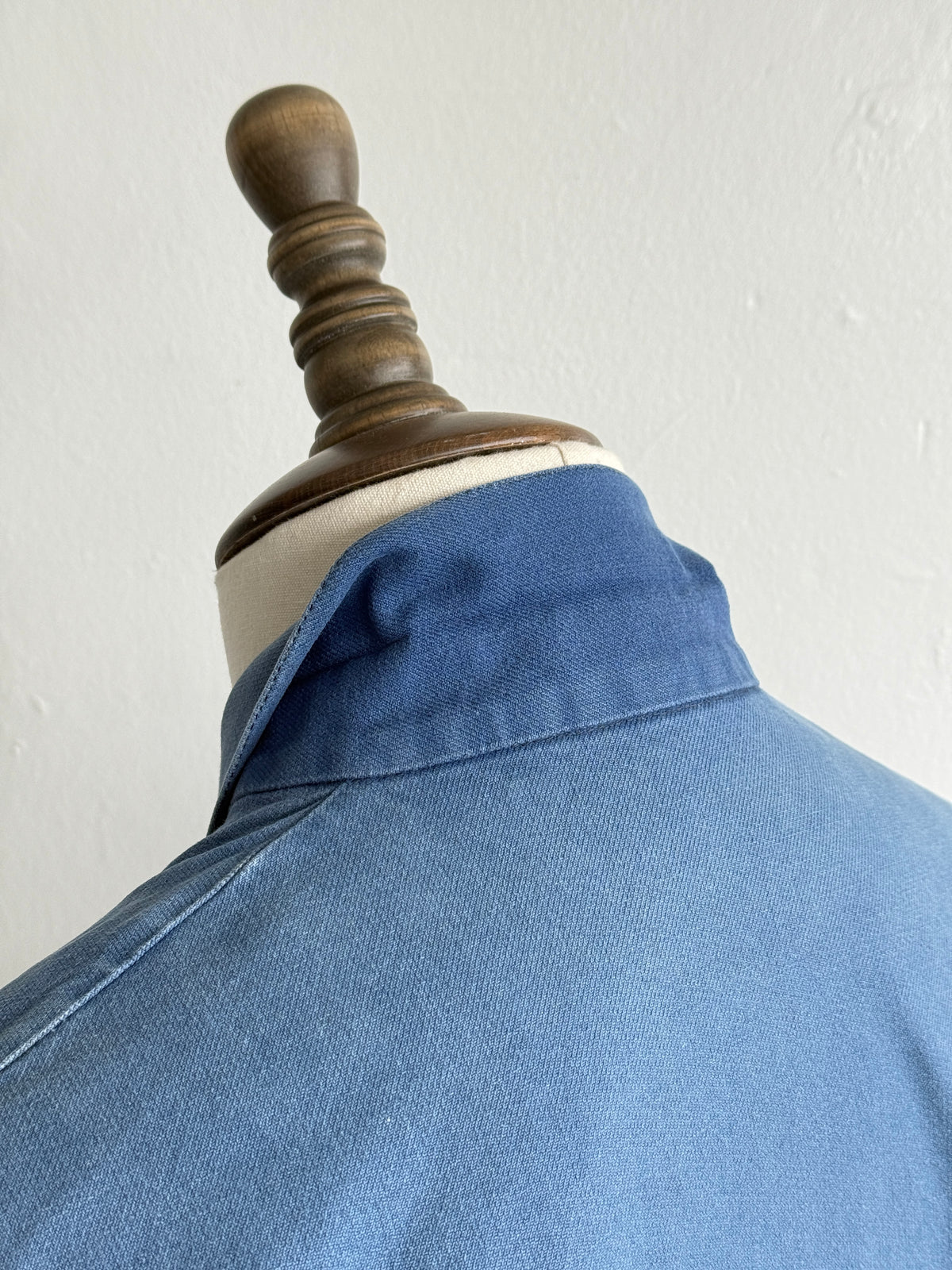 Thrashed Blue French 80's Vintage Workwear Chore Jacket CH444 - Small