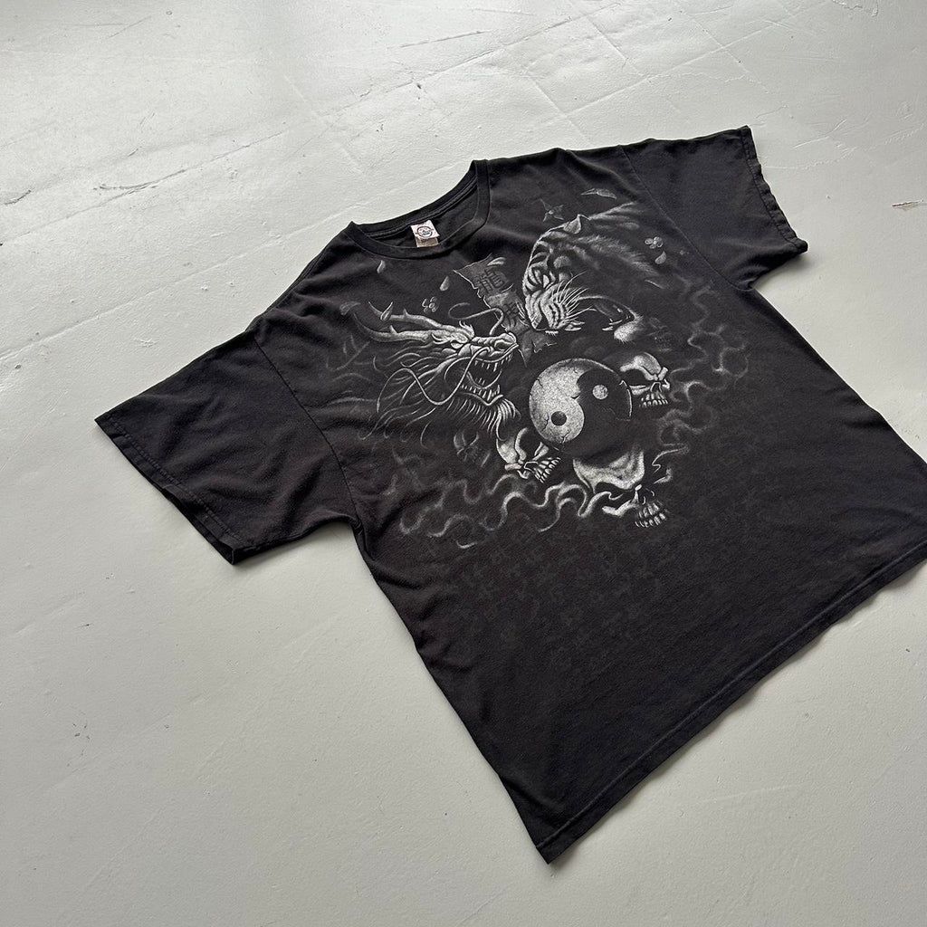 Black Tribal Gothic Y2K 00s Vintage Graphic T-Shirt - 2XL