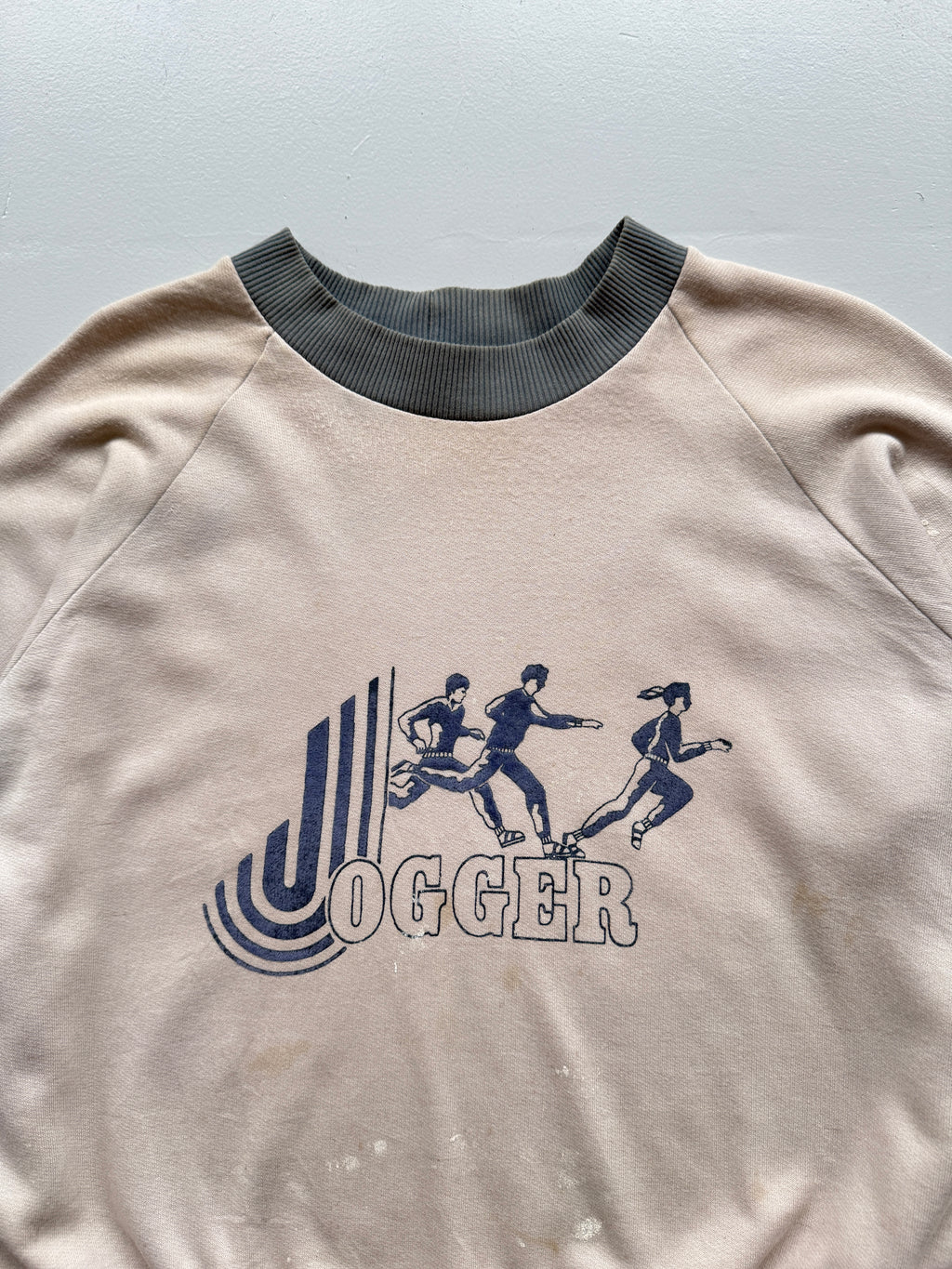 Cream Jogger 80's Vintage French Graphic Sweatshirt Jumper - Medium