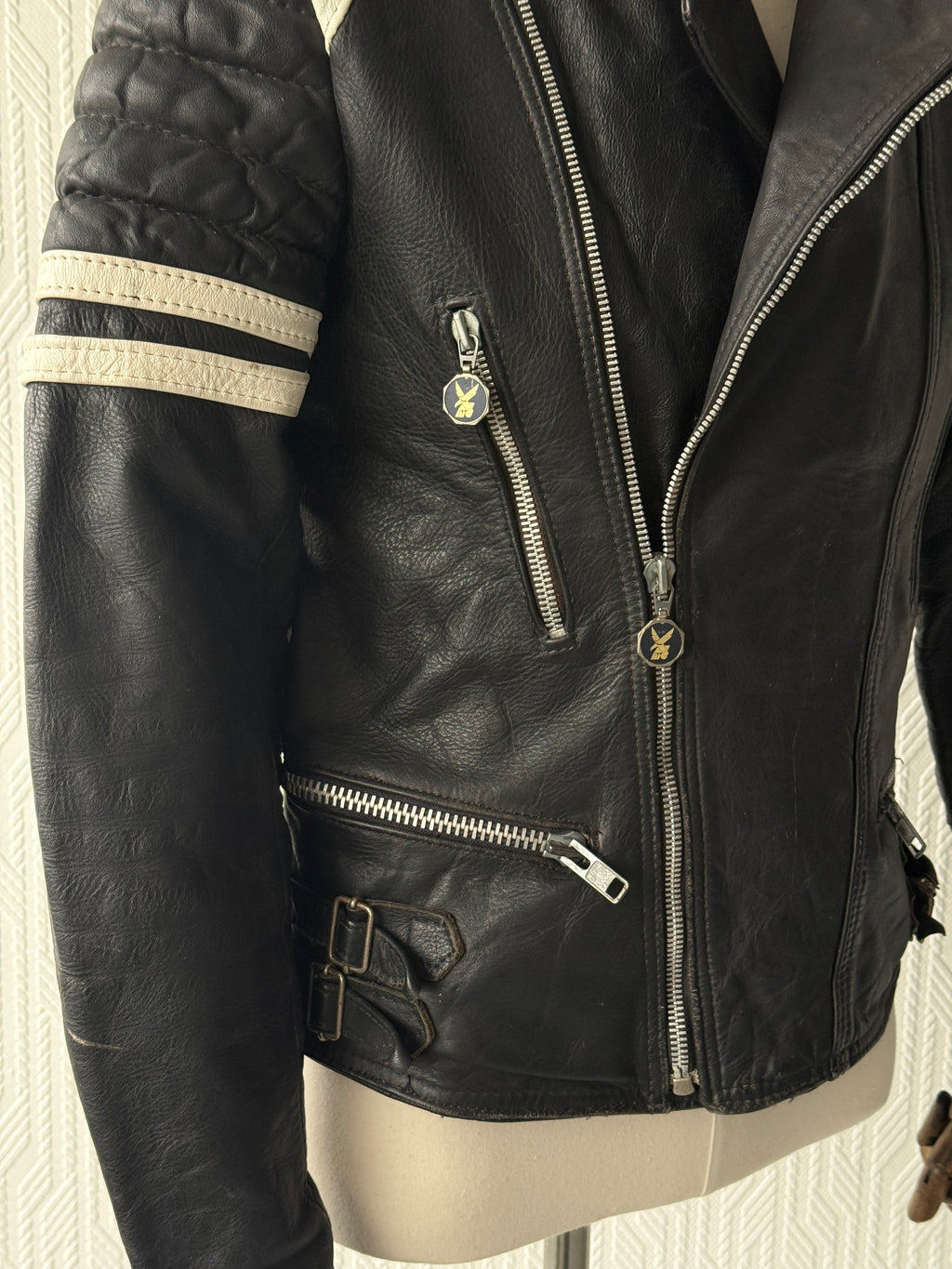 Black 80's Vintage  Moto Leather Biker Jacket - Mens Small - Womens Oversized 10