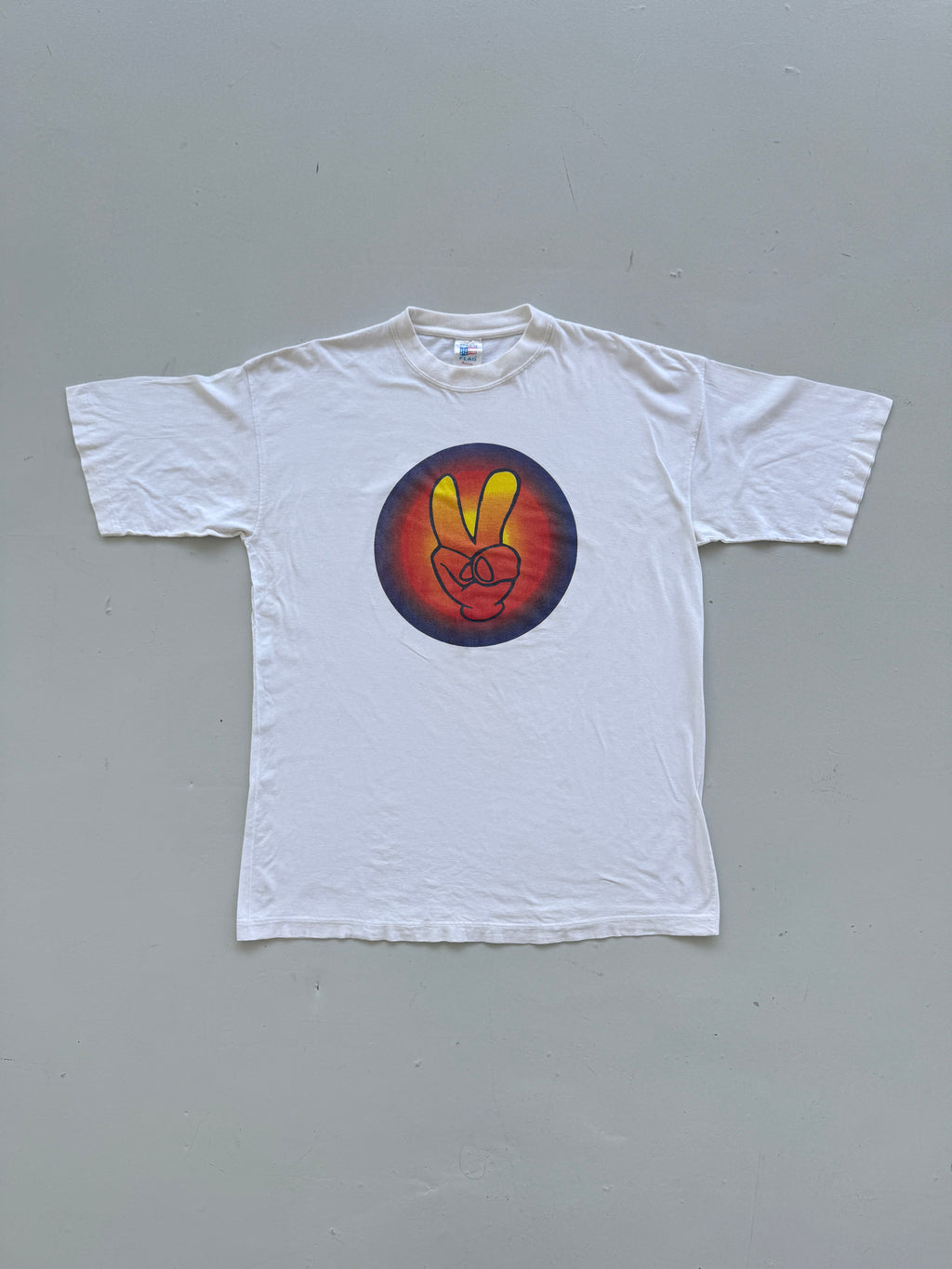 White Peace 90's Vintage Graphic T-Shirt - Large