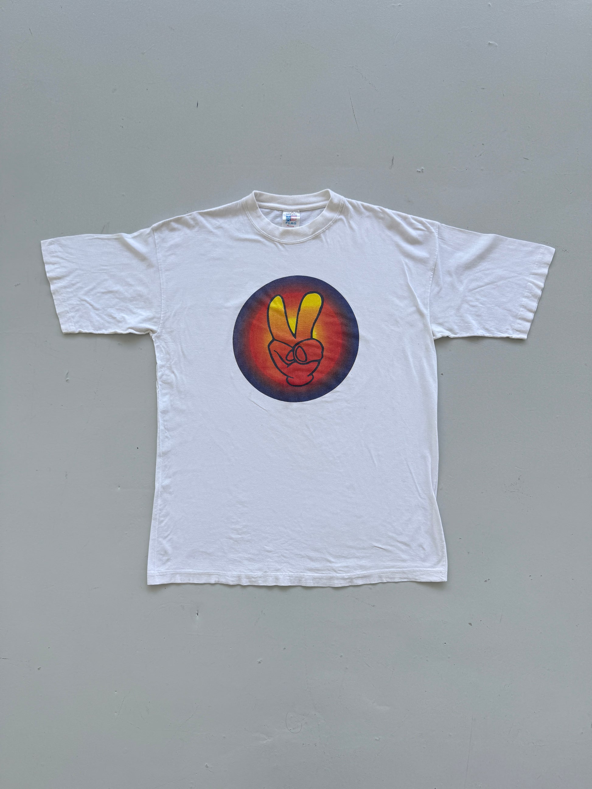 White Peace 90's Vintage Graphic T-Shirt - Large