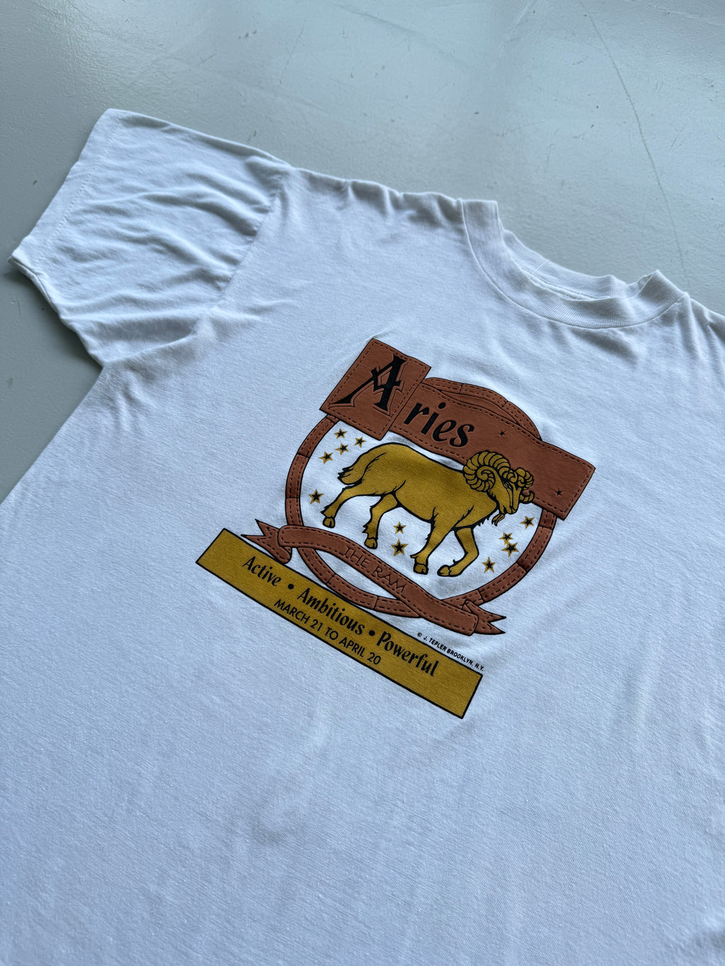 White Aries 90's Vintage Graphic Single Stitch T-Shirt - Large
